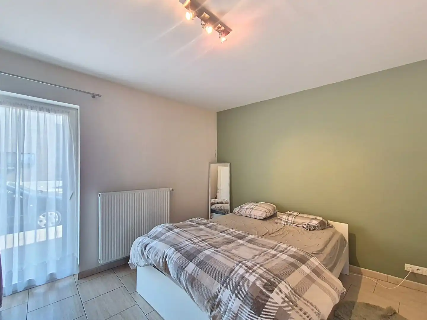 Gelijkvloers appartement met 1 slpk en garage foto 6