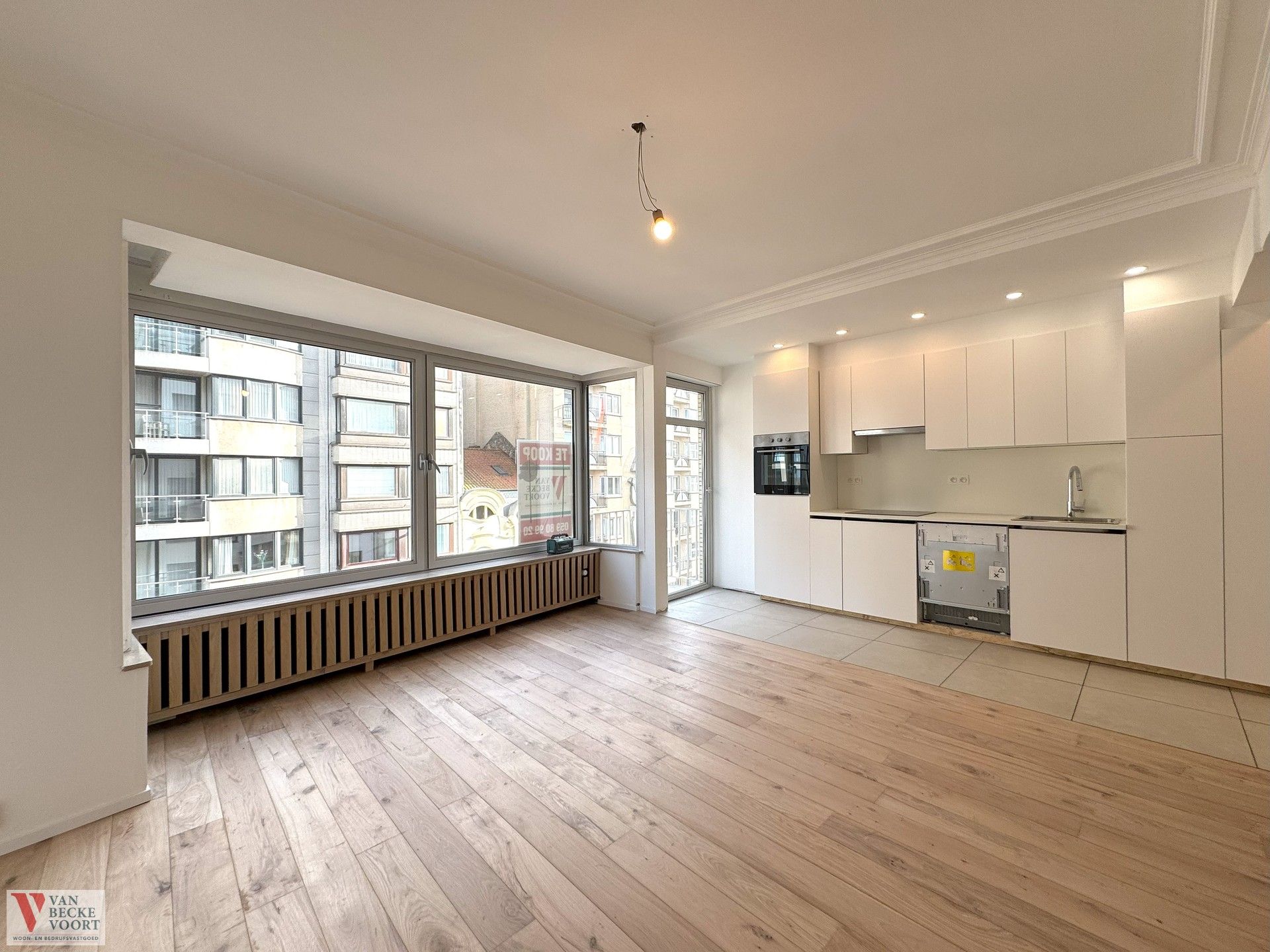 Vernieuwd appartement met zijdelings zeezicht foto 2