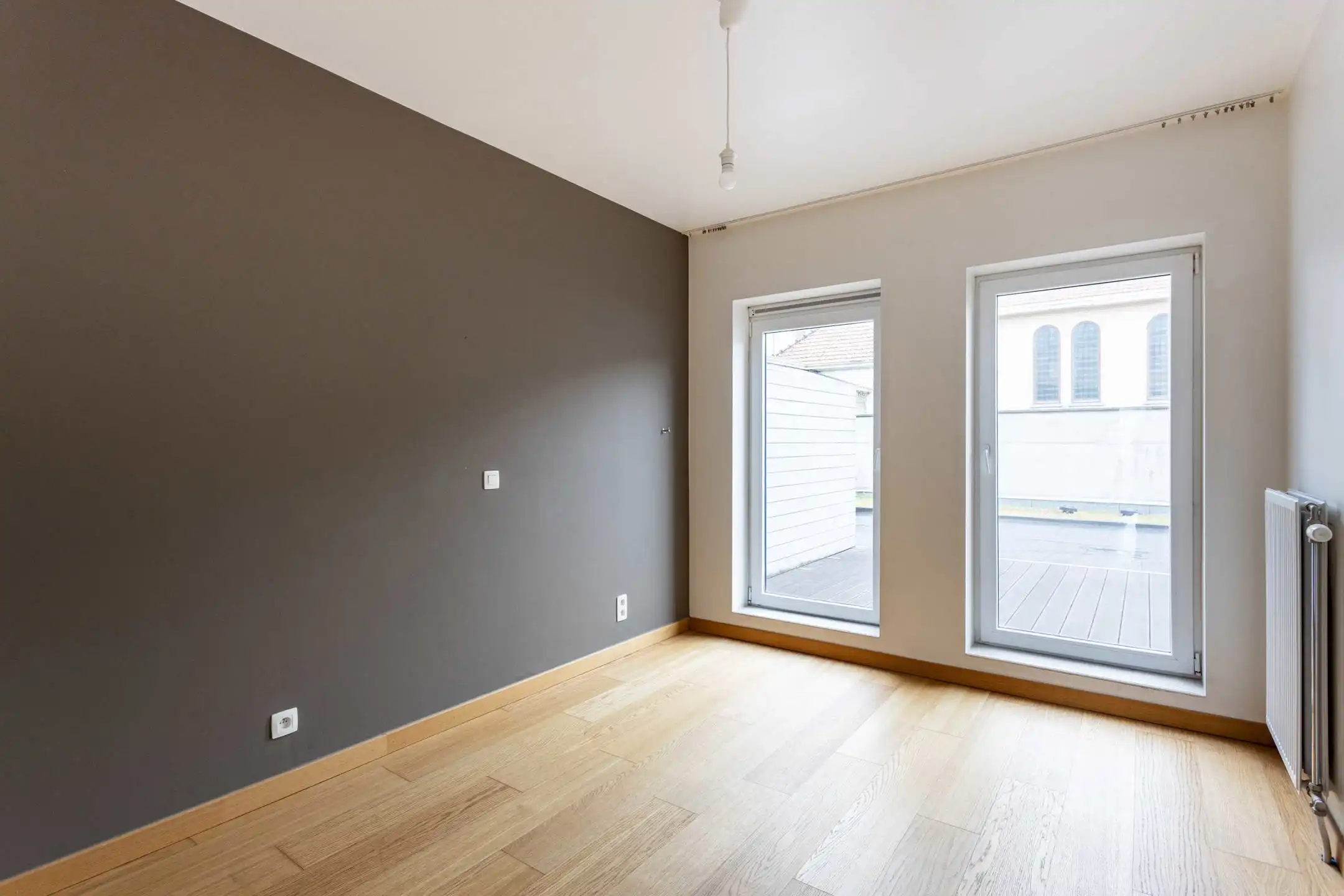 Recent appartement met ruim zonneterras en parkeerplaats foto 16