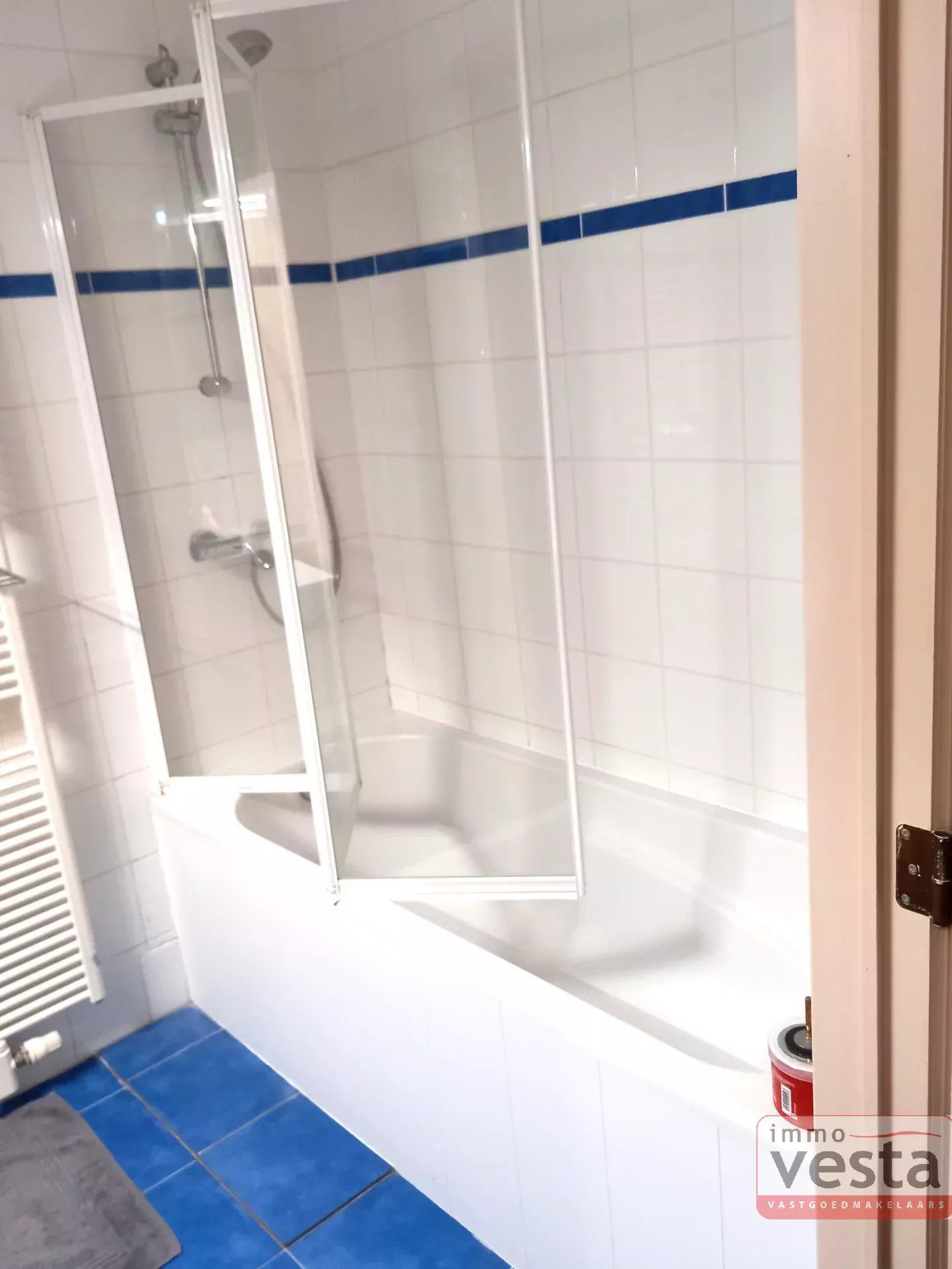 Ruim appartement in Sint-Truiden foto 6