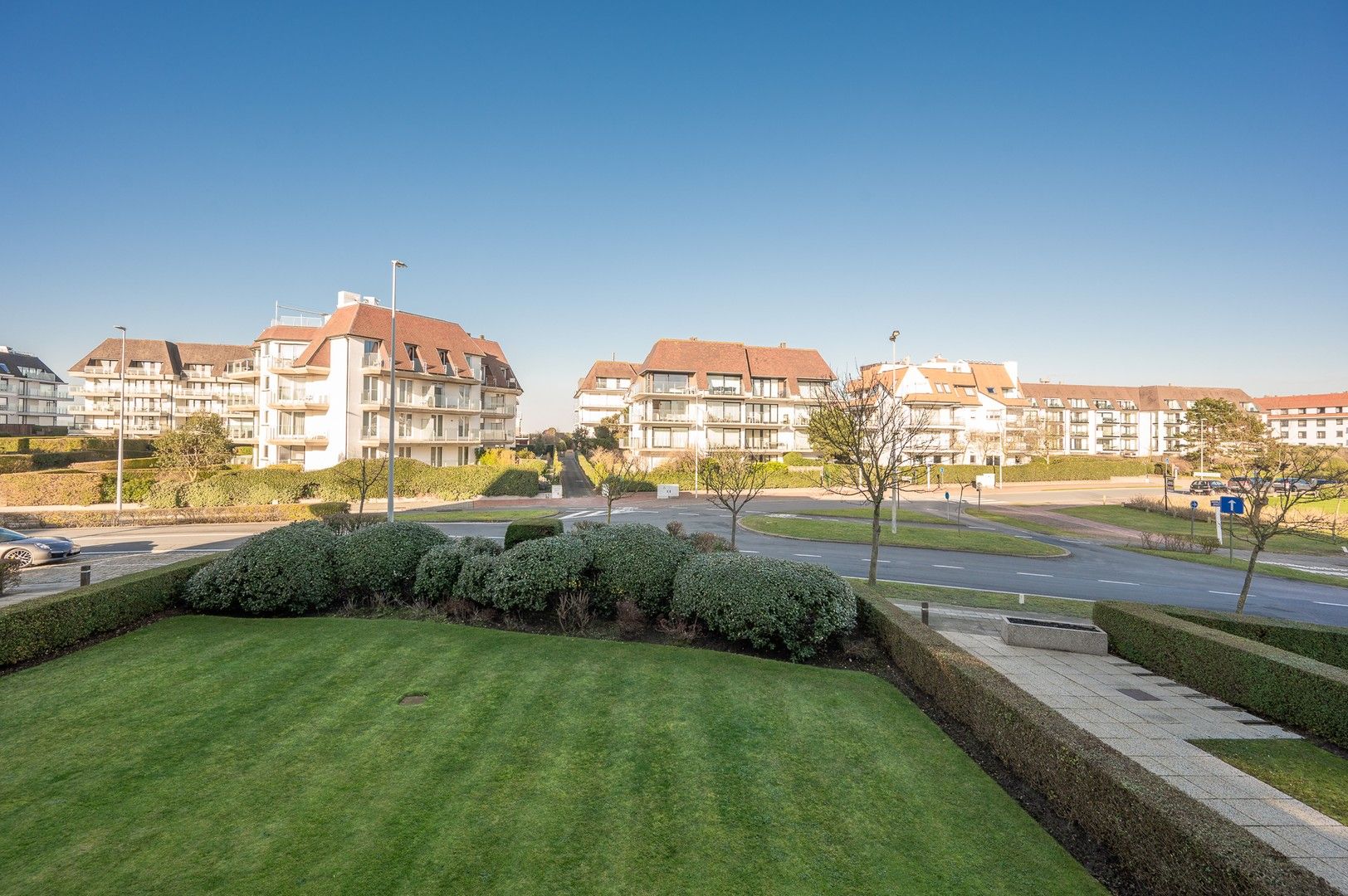 Smaakvol afgewerkt appartement met zuidgericht terras en open zicht op een top-locatie in het Zoute foto 21