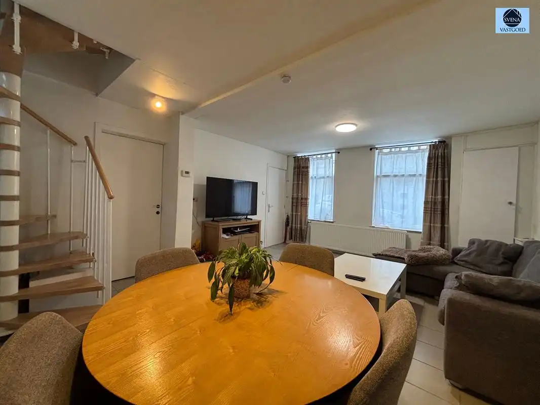 INSTAPKLARE STARTERSWONING OF INTERESSANTE INVESTERING MET 2 SLAAPKAMERS foto 4