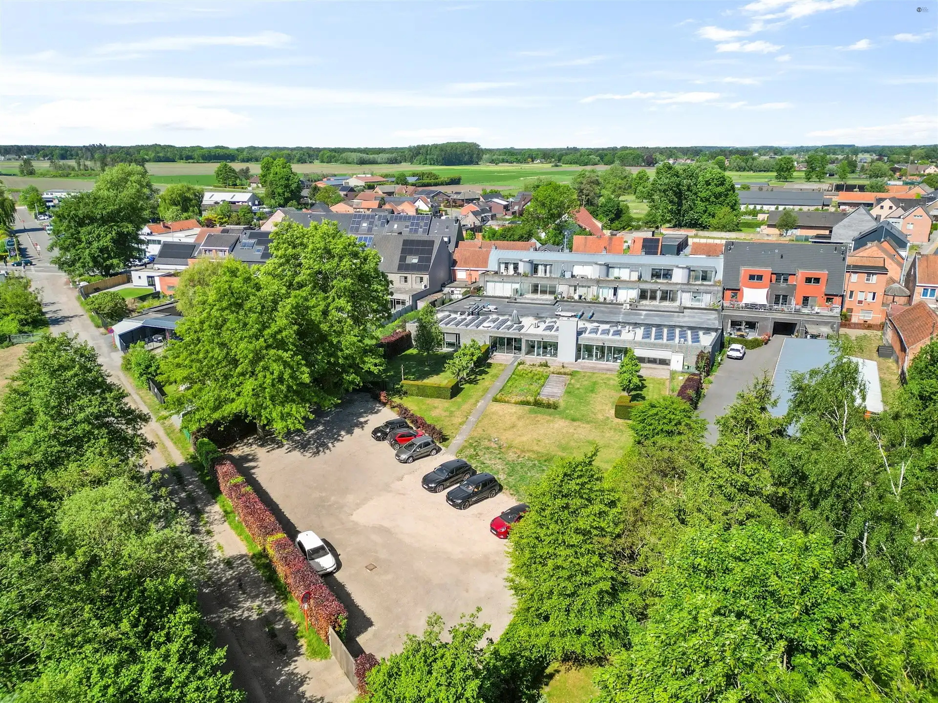 Ivesteringsvastged Praktijk + appartementsgebouw foto {{pictureIndex}}