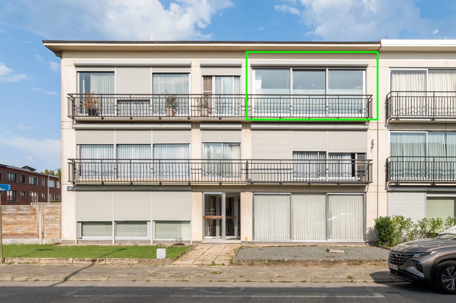 Instapklaar appartement met 2 slaapkamers en terras in centrum Wommelgem! foto 14