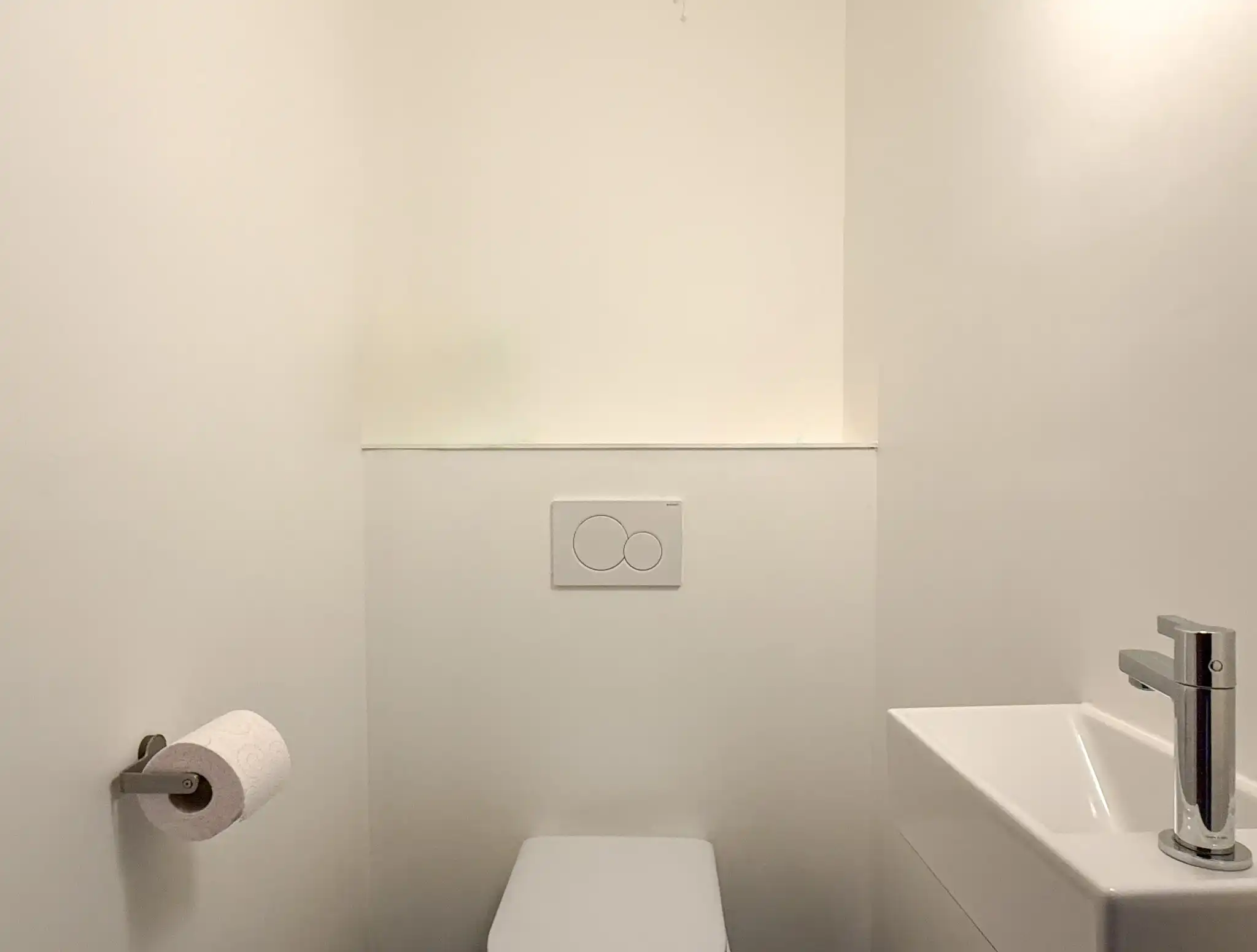Appartement met twee slaapkamers en autostaanplaats in het centrum van Beveren foto 9