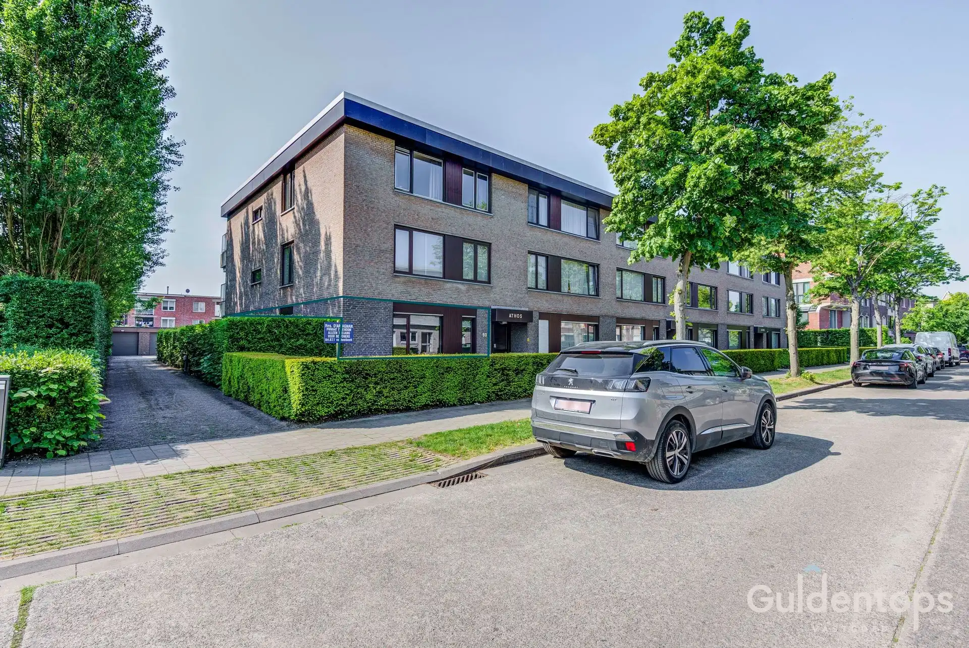 Modern ruim gelijkvloers (2 slk) appartement met ruime tuin foto 11