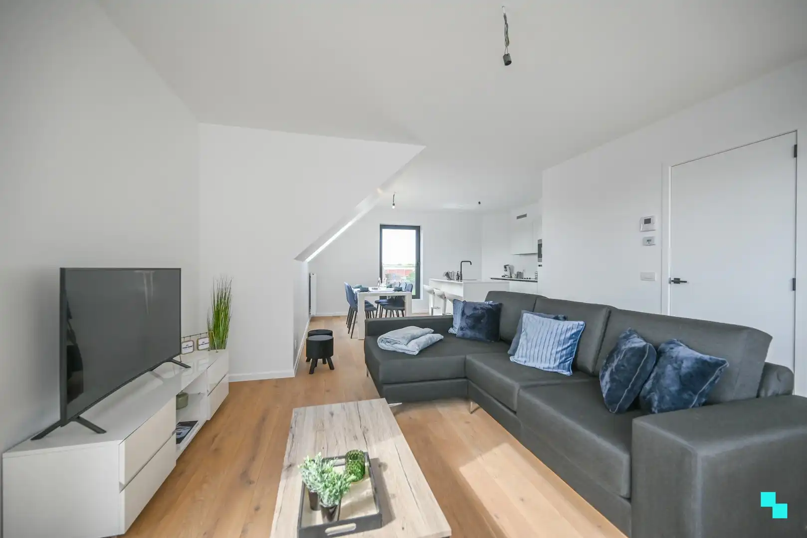 Energiezuinig tweeslaapkamerappartement met terras in Beveren-Leie! foto 2