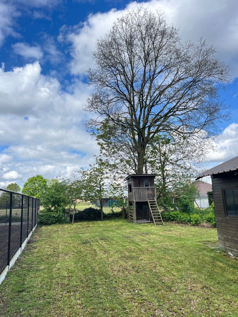 Knappe moderne woning op een prachtig perceel foto 19