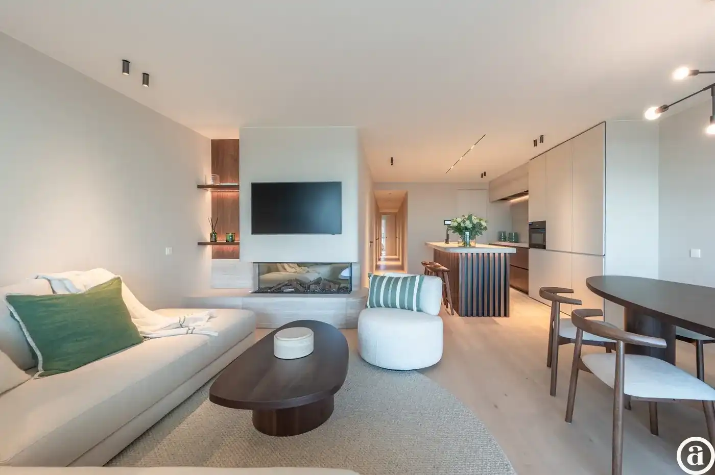 Uitzonderlijk appartement op de Zeedijk-Het Zoute (3 slpk). foto 5