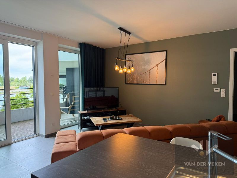 Charmant 2-slaapkamer appartement met ruim terras! foto 5