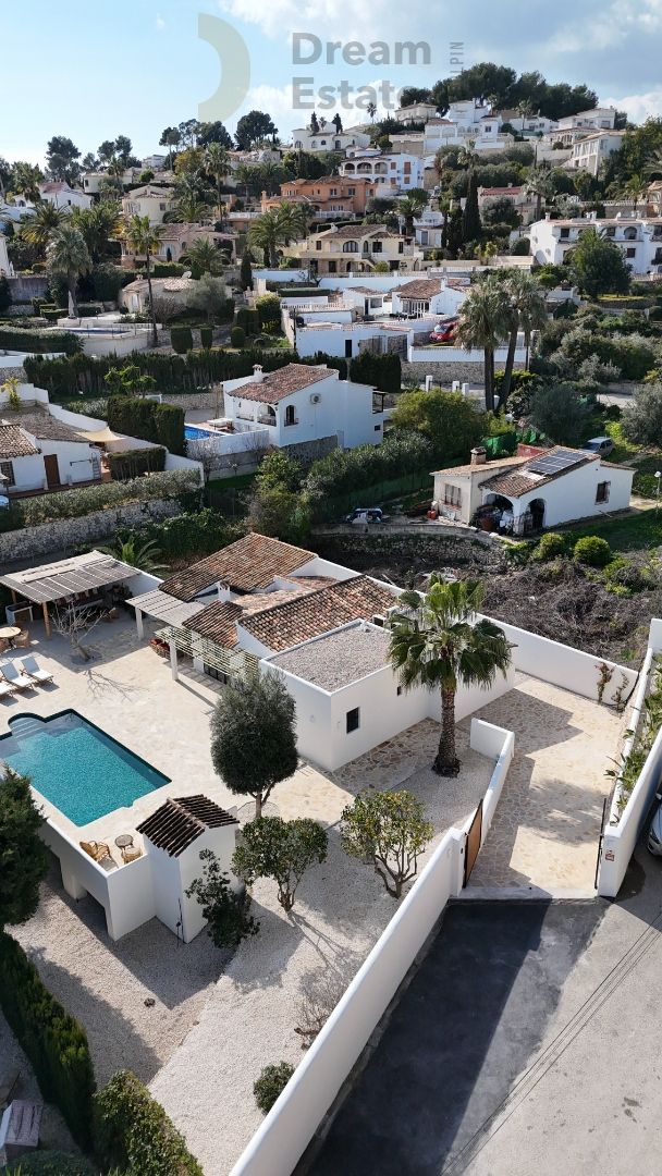 Stijlvolle Gerenoveerde Villa in Moderne Mediterrane Stijl foto 20