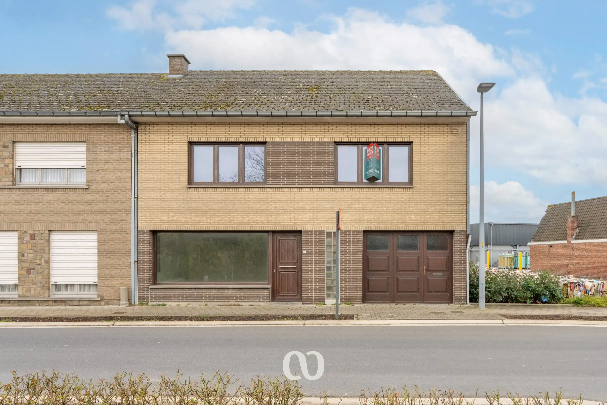 Hoofdfoto van de publicatie: Ruime gezinswoning met 4 slaapkamers en tuin in Nederename