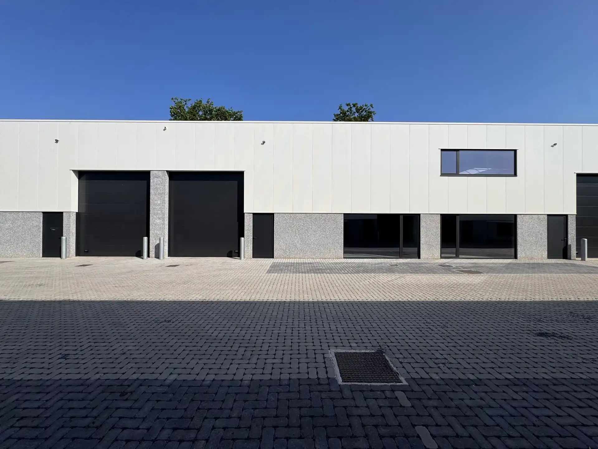 Nieuwbouw KMO-units te huur te Kapellen foto 6