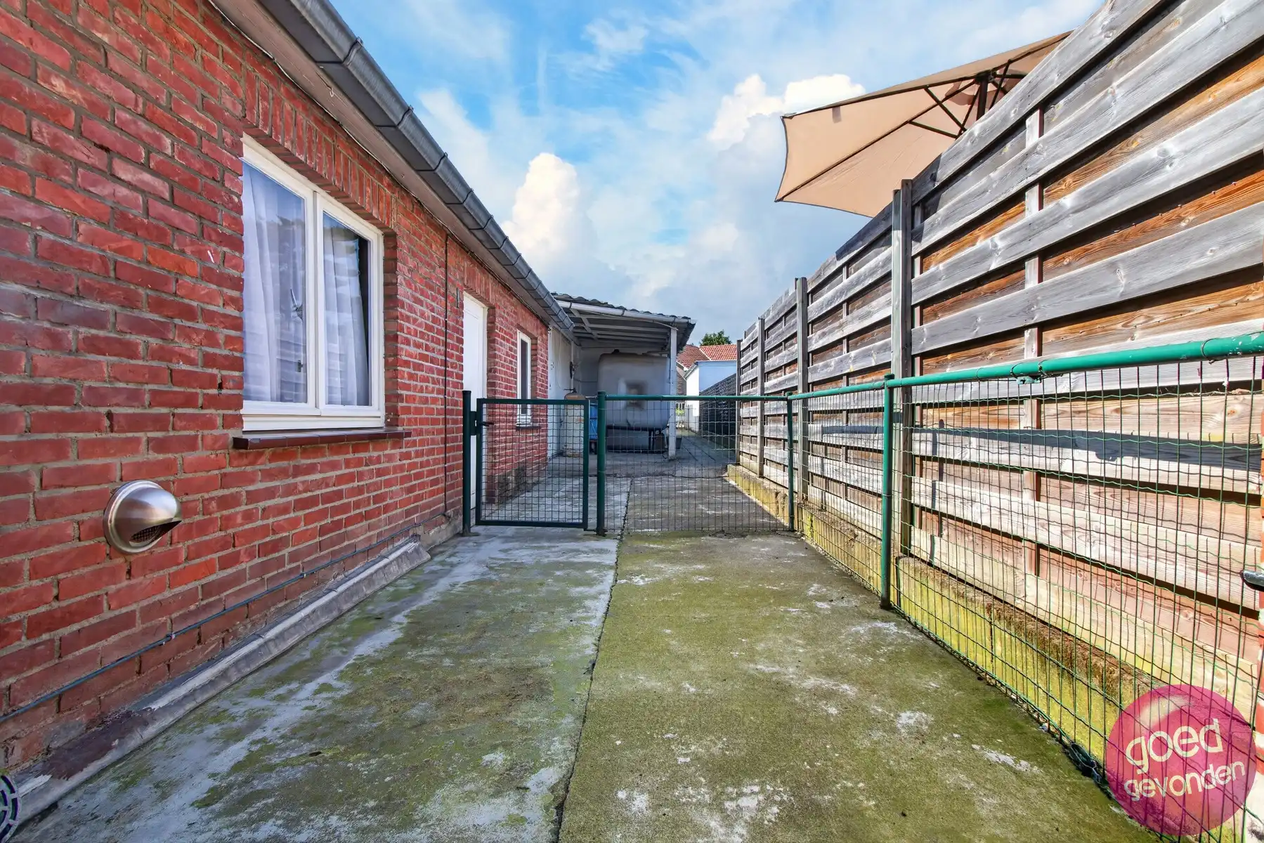 HUIS - 2 à 3 SLK - KOER - ATELIER - GARAGE - TOEGANG ACHTER foto 14