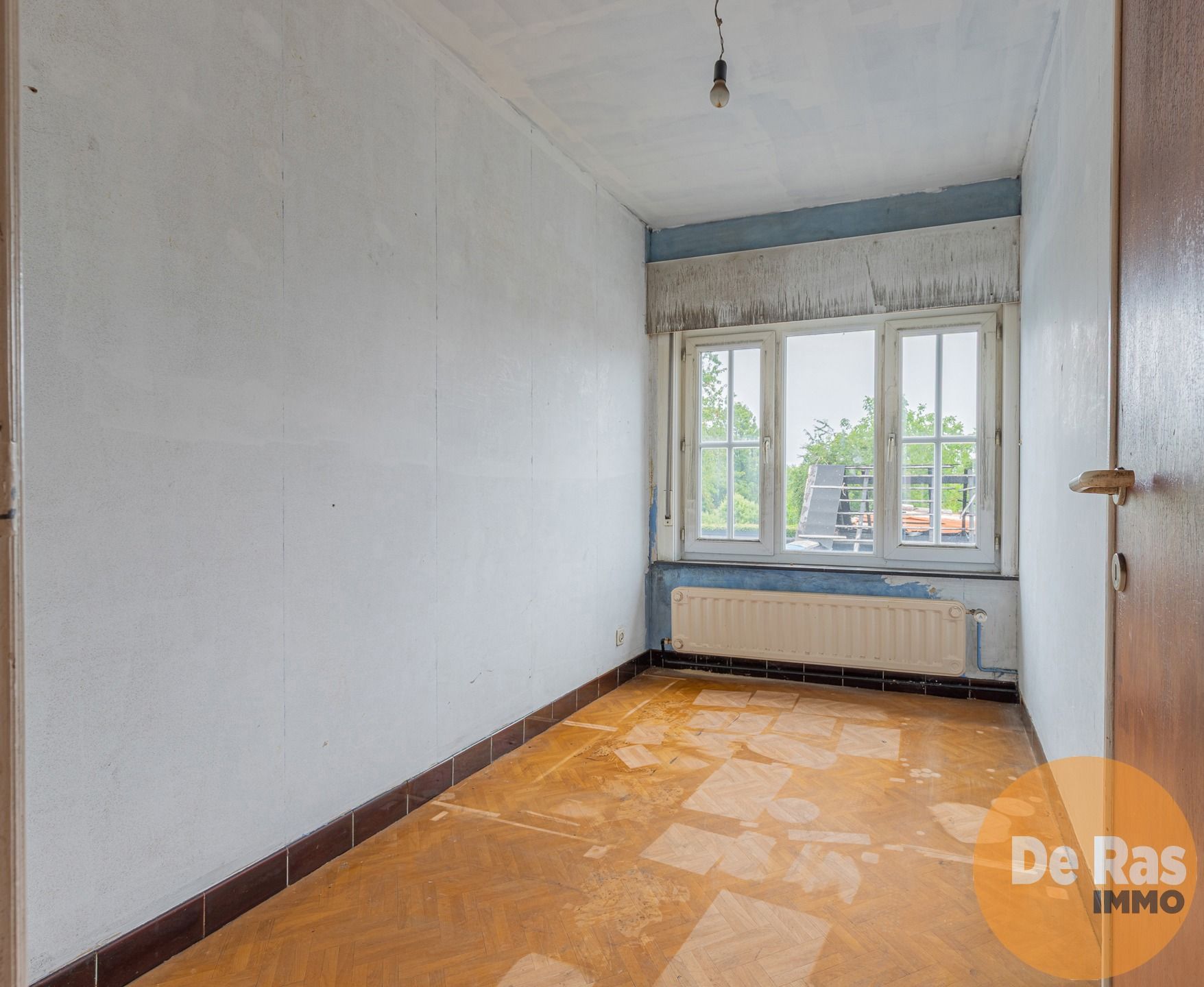 ERPE-MERE - Te renoveren, stevige halfopen bebouwing foto 7
