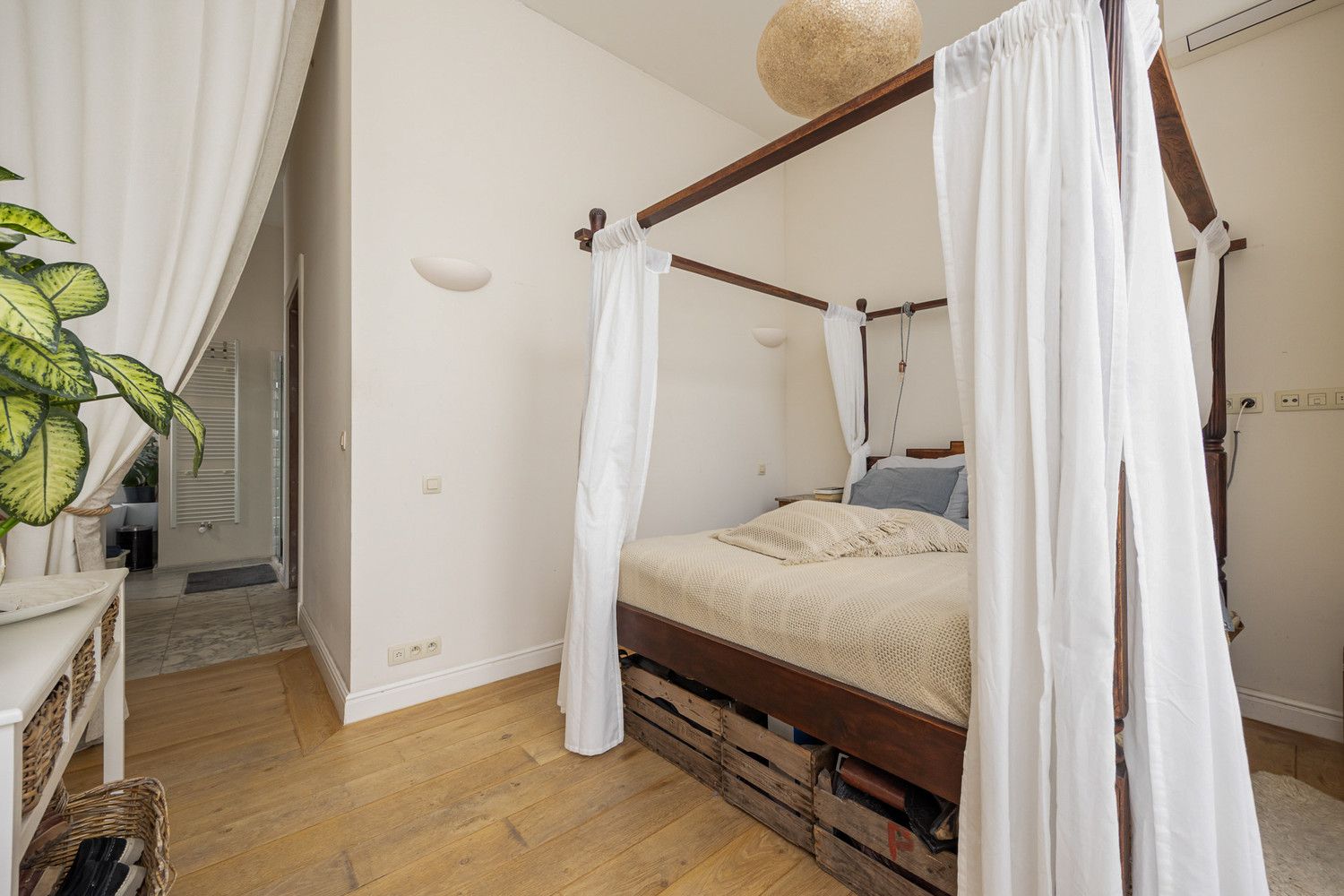 Unieke en energiezuinige stadsvilla/triplex (224m²) met fantastisch zonneterras in het hart van historisch Antwerpen – luxe, rust en boordevol karakter! foto 21