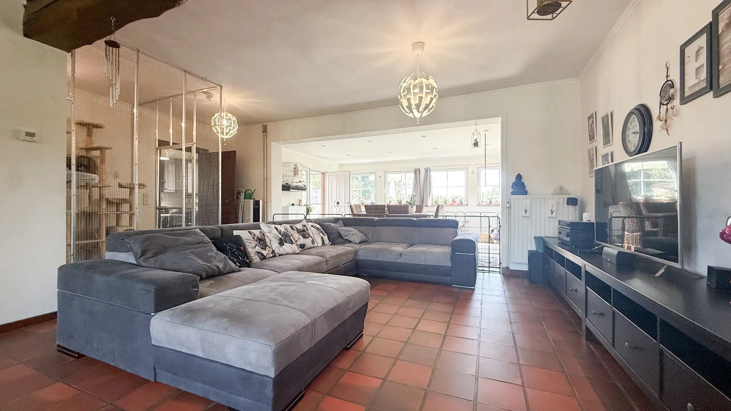 Landelijke woning met 6 slpks op perceel van 36a 70ca! foto 4