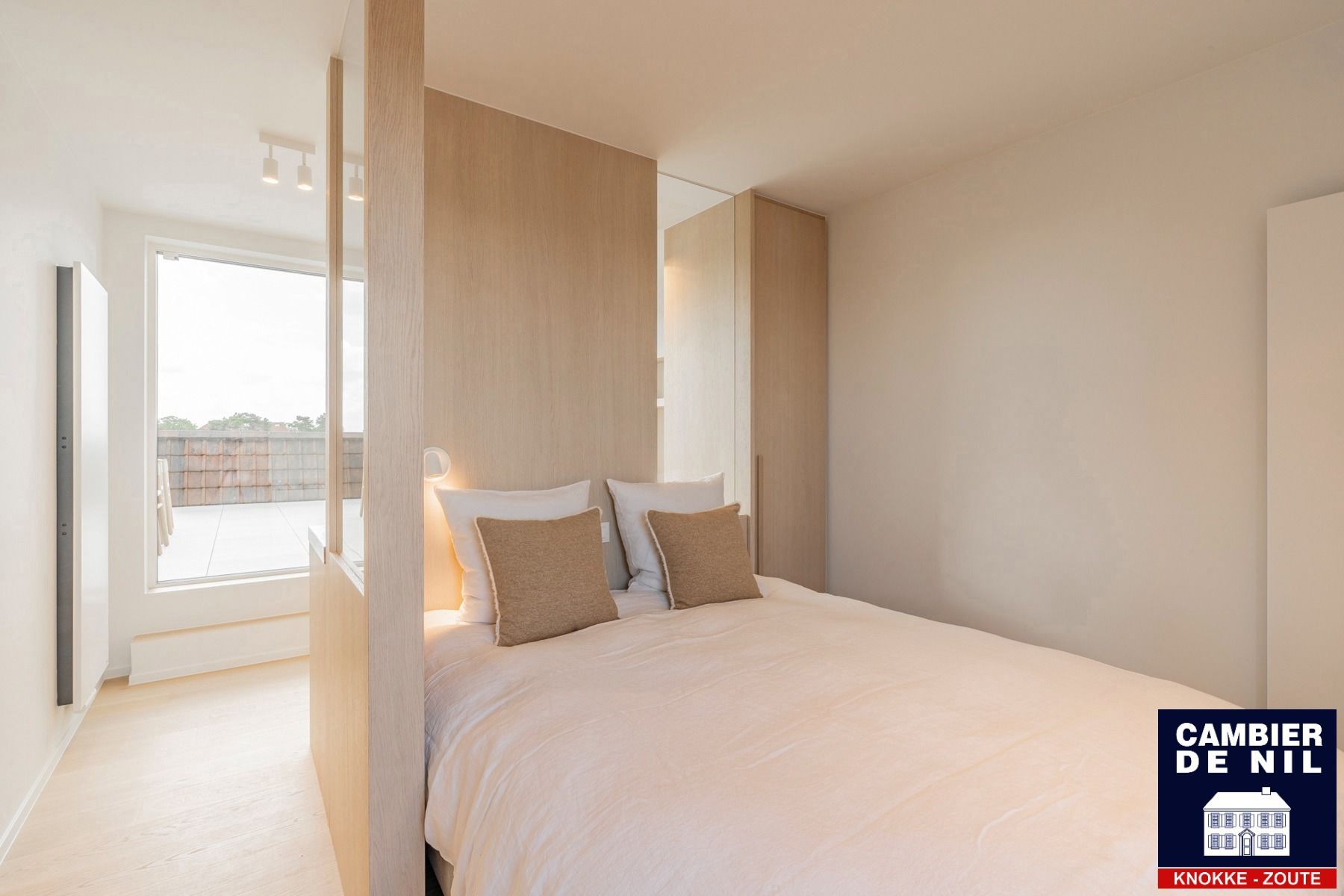 Vernieuwd appartement met open zichten mooie terrassen foto 18