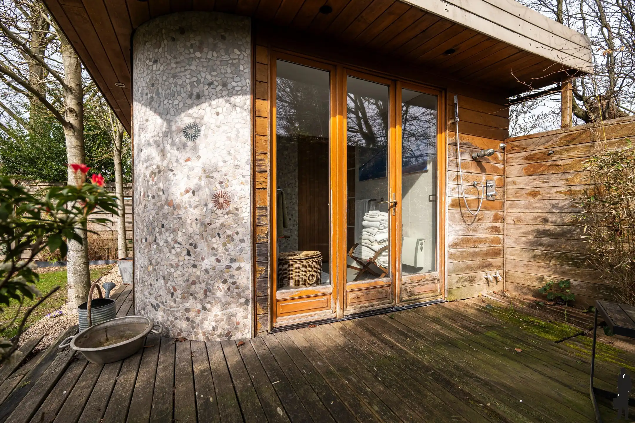 Luxueus energetisch gerenoveerde woning met verwarmd zwembad foto 23