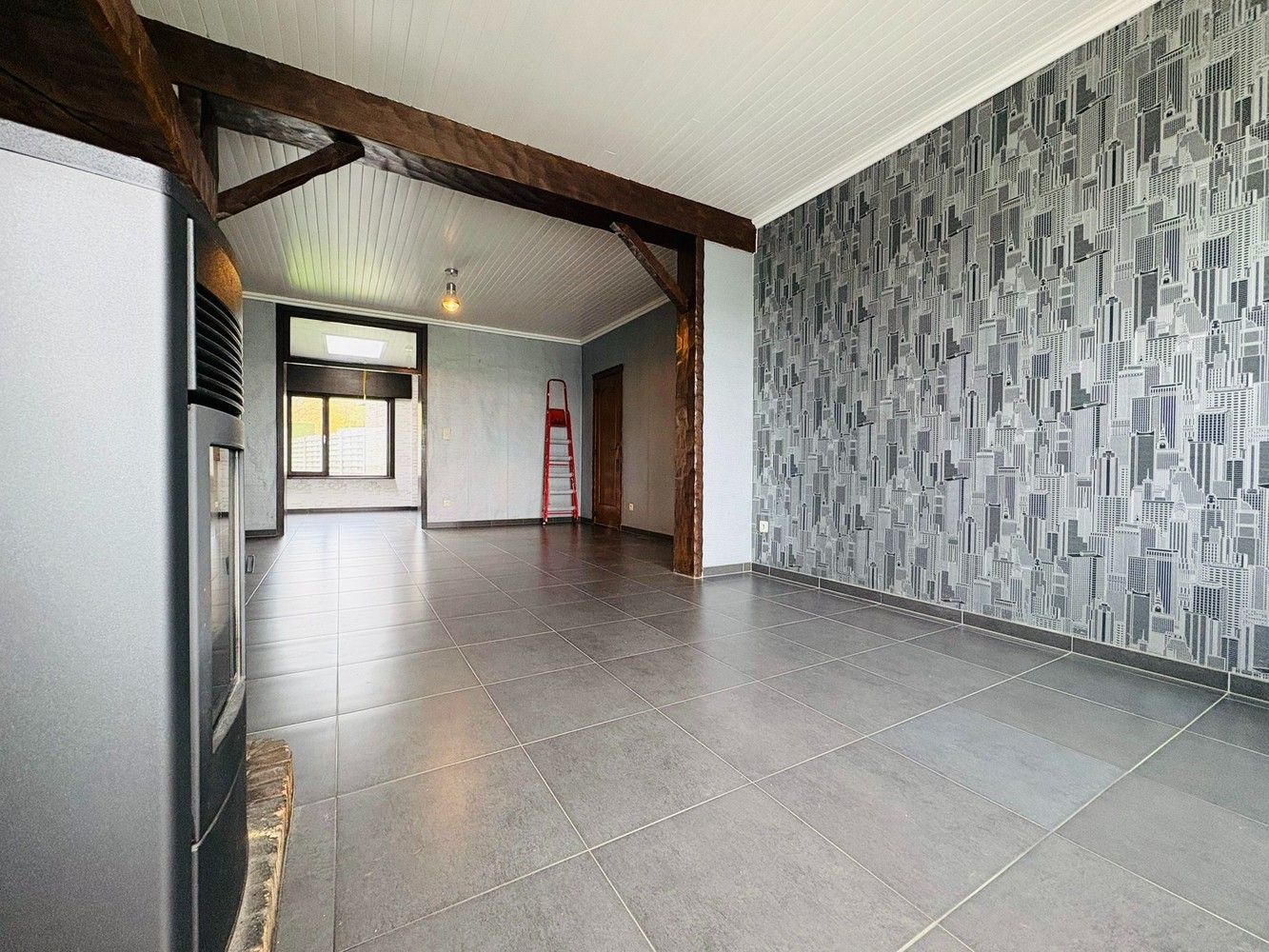 Centraal gelegen woning op perceel van ca. 1250m2! foto 9