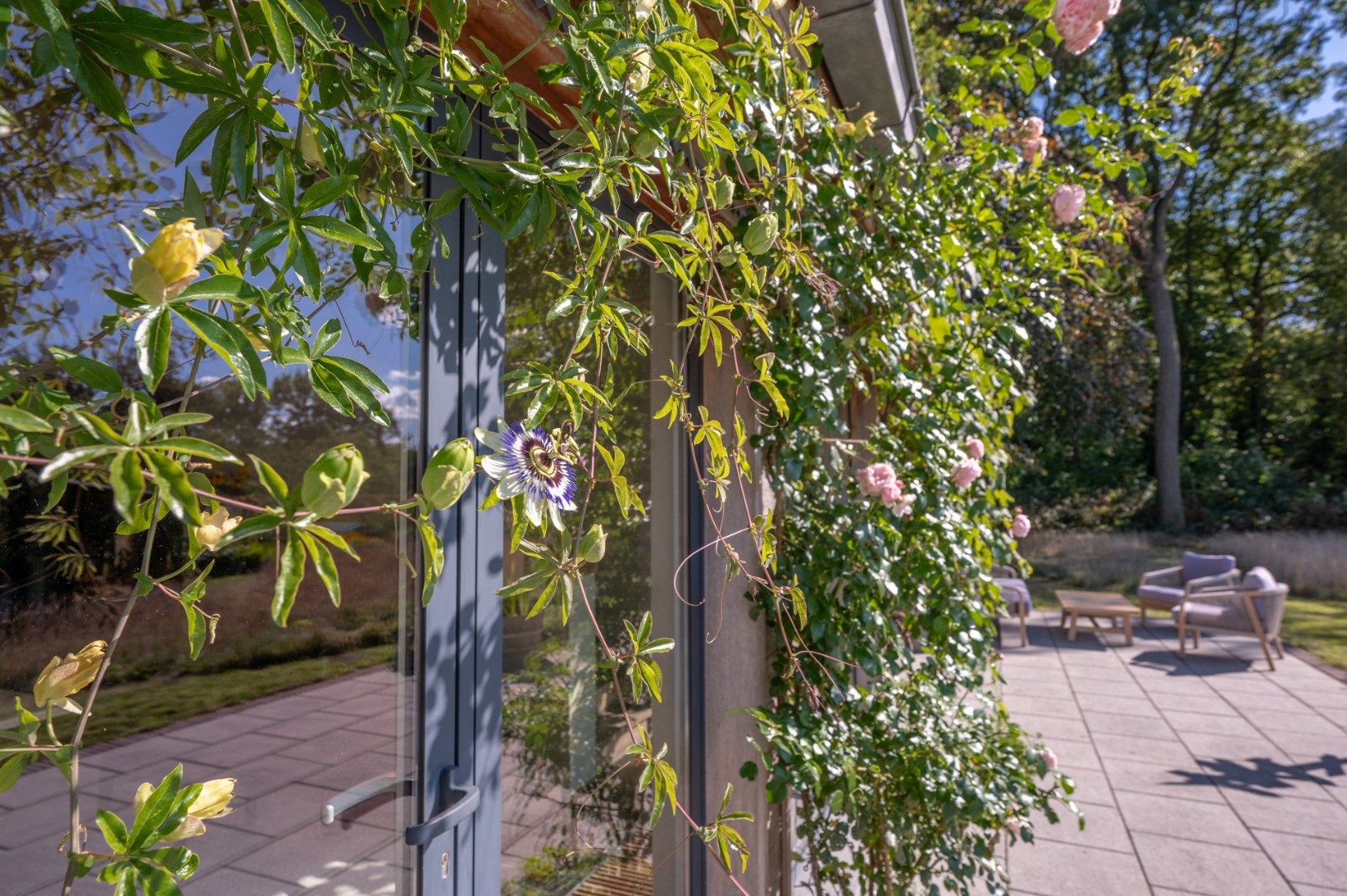 charmante vrijstaande woning in een oase van groen foto 26