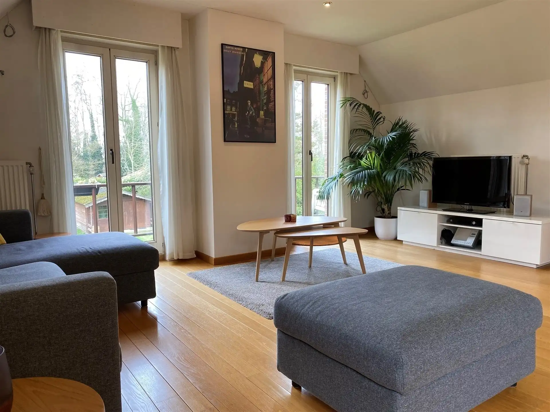 Zonnig en gunstig gelegen ruim appartement op eerste verdieping. foto 5