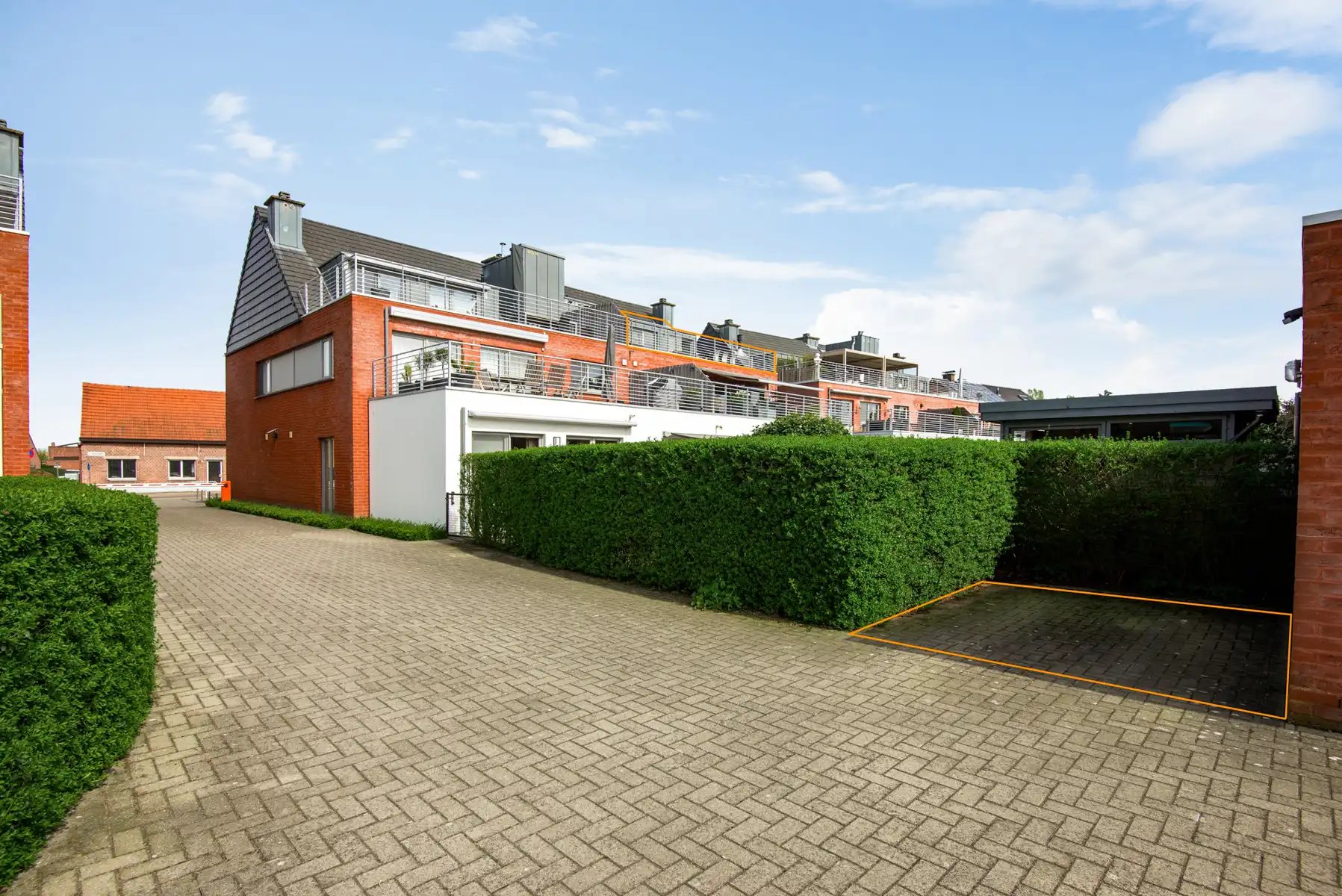 Appartement met uitzonderlijk terras en landelijk uitzicht foto 11