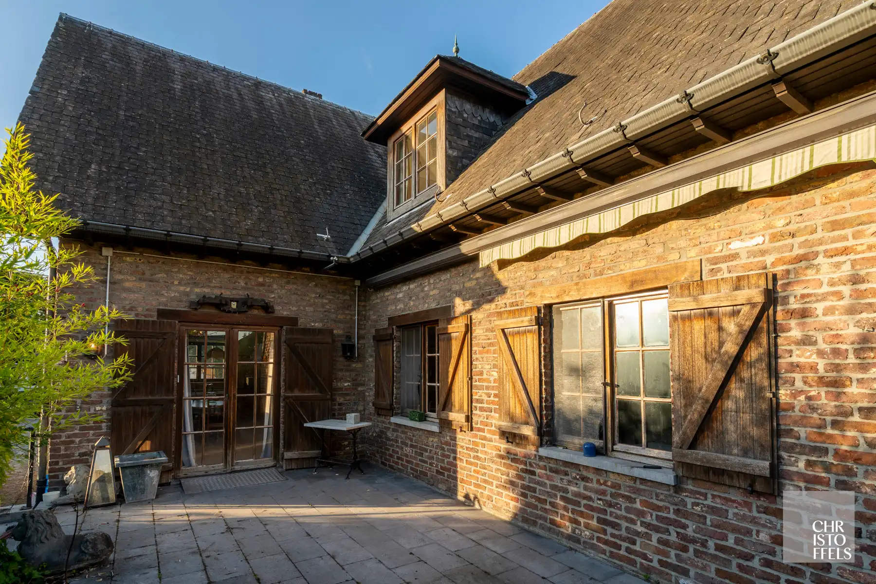 Te renoveren landhuis met bijgebouw van ca 70m² op perceel van 1.390 m²  foto 16