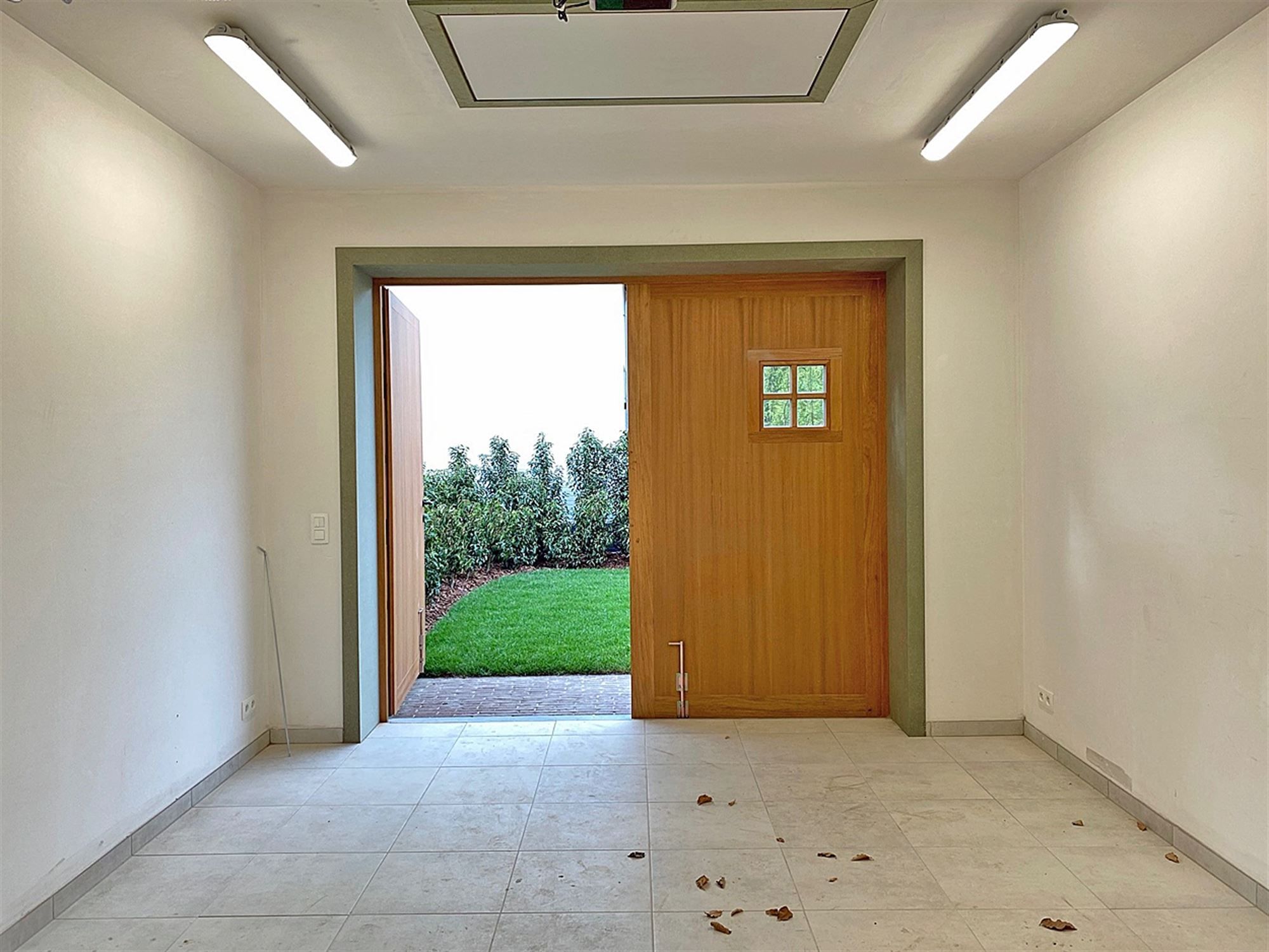 Charmante halfopen DORPSWONING met 3 SLAAPKAMERS, GARAGE, TUIN & ZONNIG TERRAS foto 12