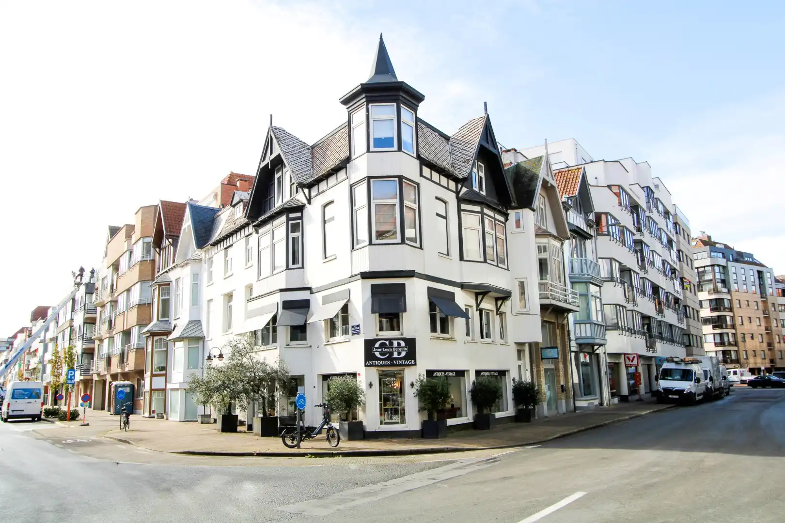 HOEK Handelsgelijkvloers met studio en appartement te koop Zoutelaan 20 foto 15