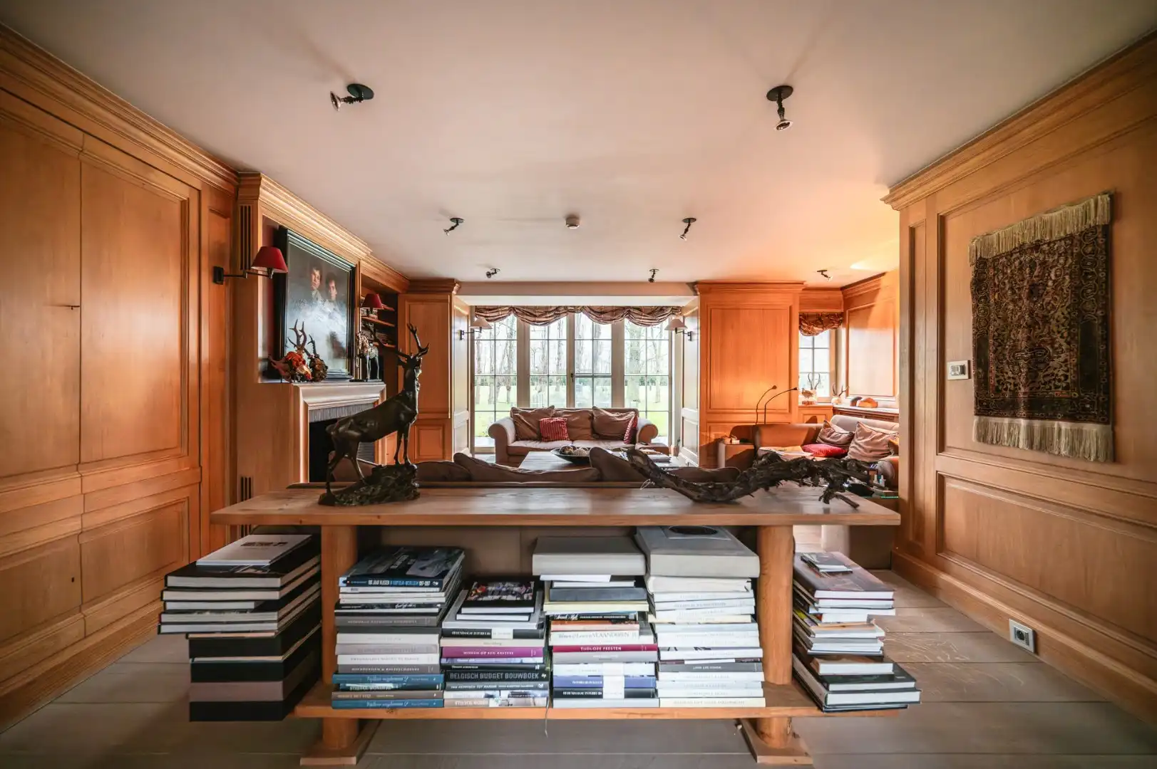 Unieke vierkantshoeve op uitgestrekt domein, geschikt voor diverse doeleinden  foto 10