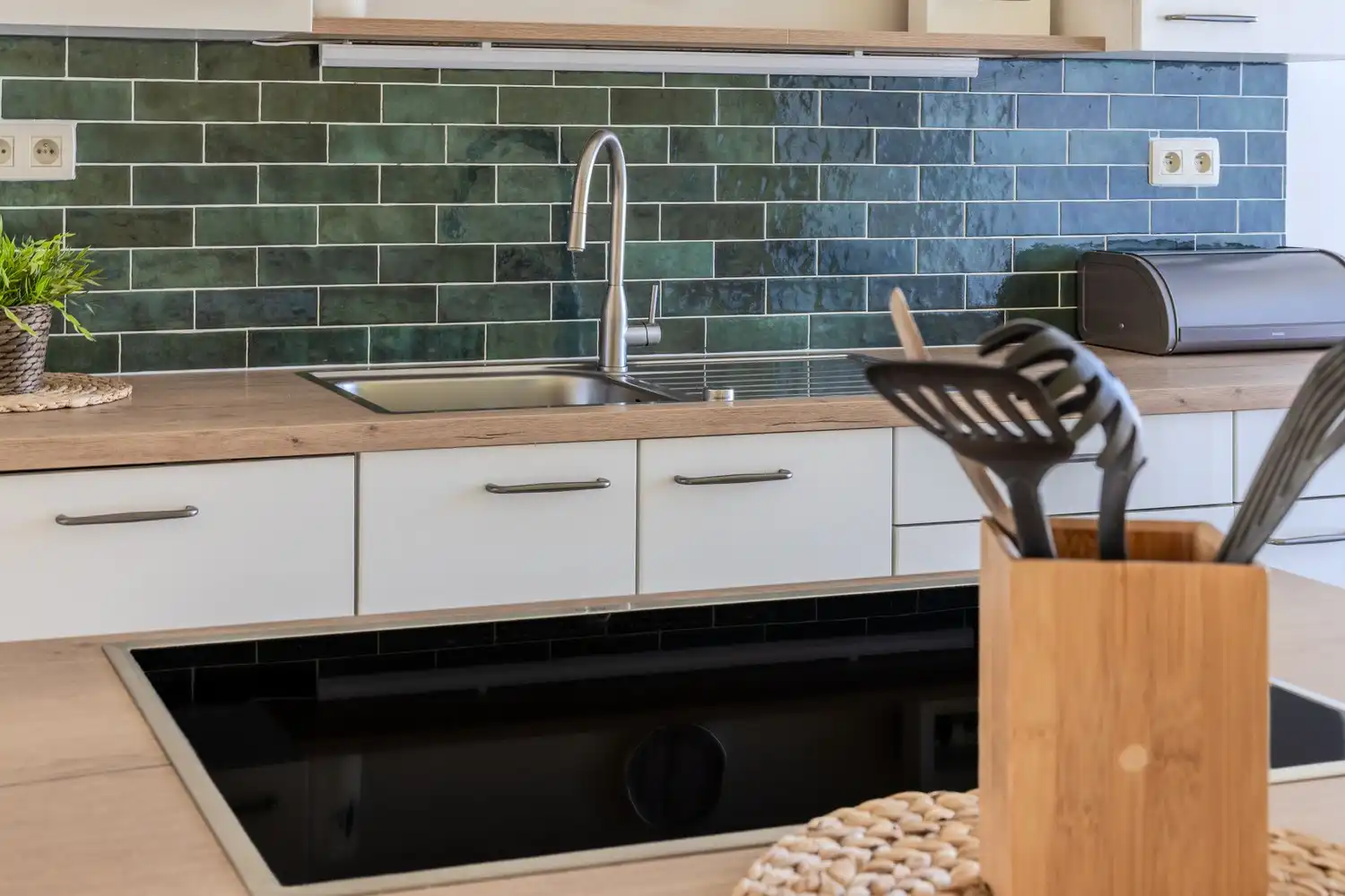 Energiezuinig duplex-appartement met twee slaapkamers, terras en autostaanplaats nabij Maastricht foto 6
