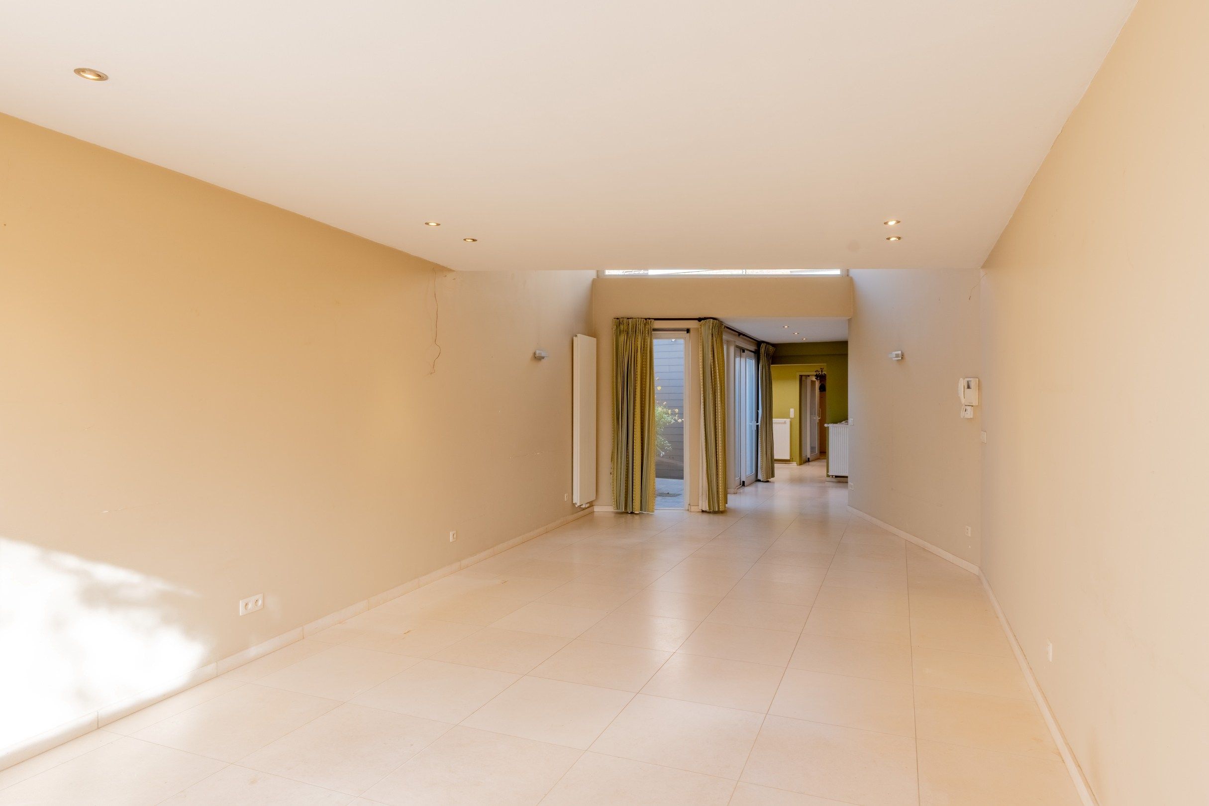 Leuke woning met grote garage te Moerkerke foto 4