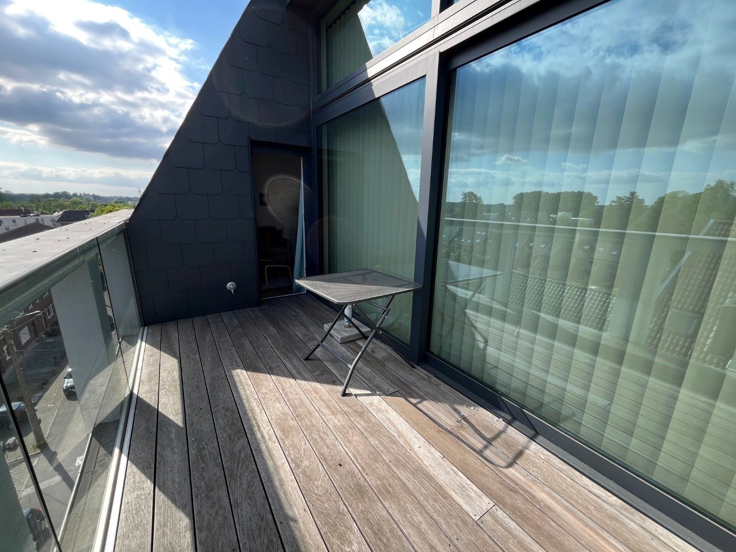 Hoogwaardig dakappartement met terras. foto 17