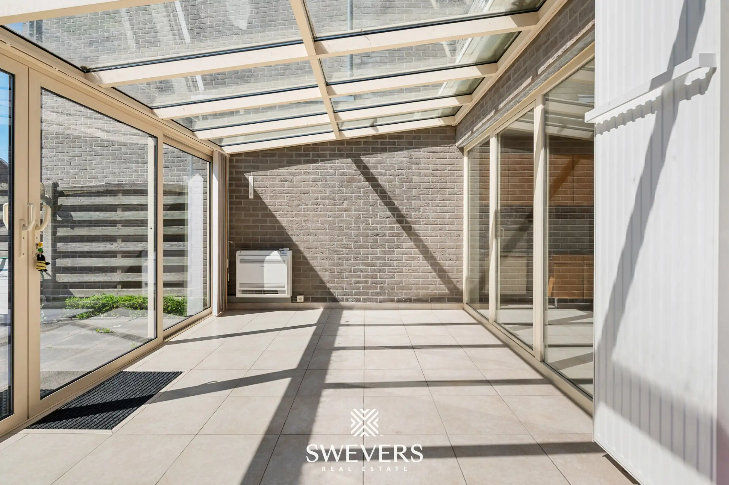 Gelijkvloers appartement met twee slaapkamers, ruime veranda en terras te Bree foto 18