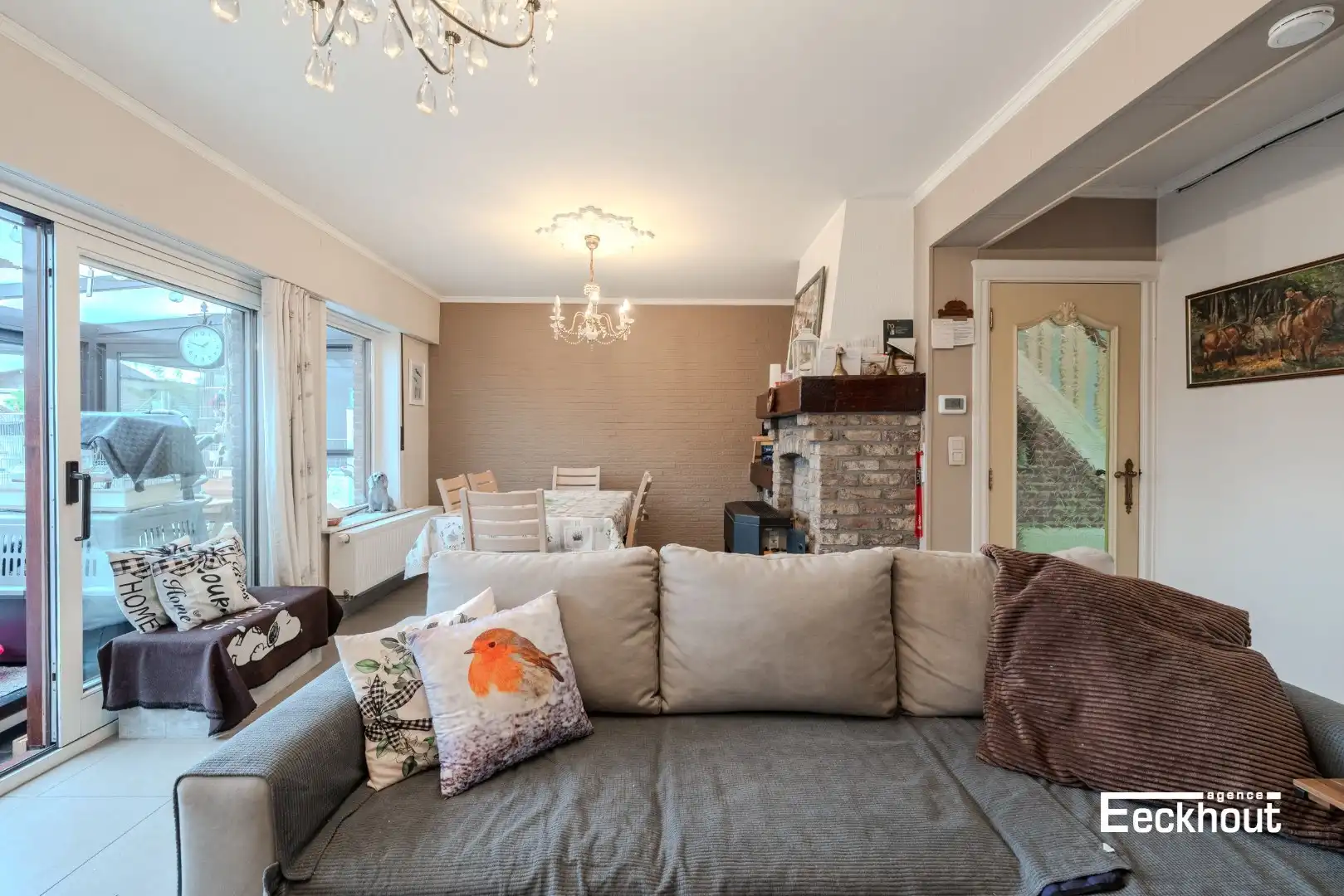 Charmante halfopen woning met zonnige tuin! foto 4
