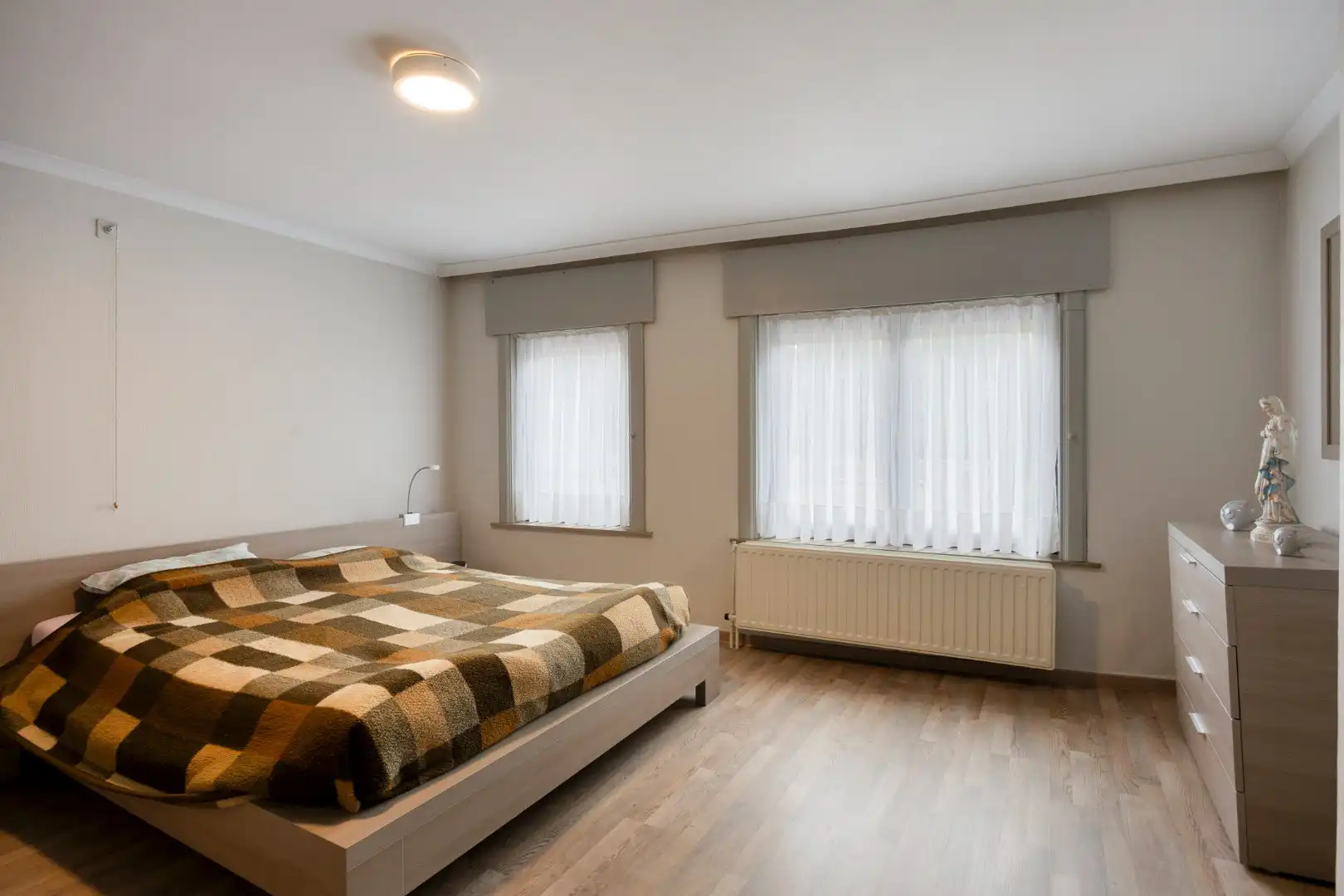 Gezellige woning met 3 slaapkamers en tuin! foto 8