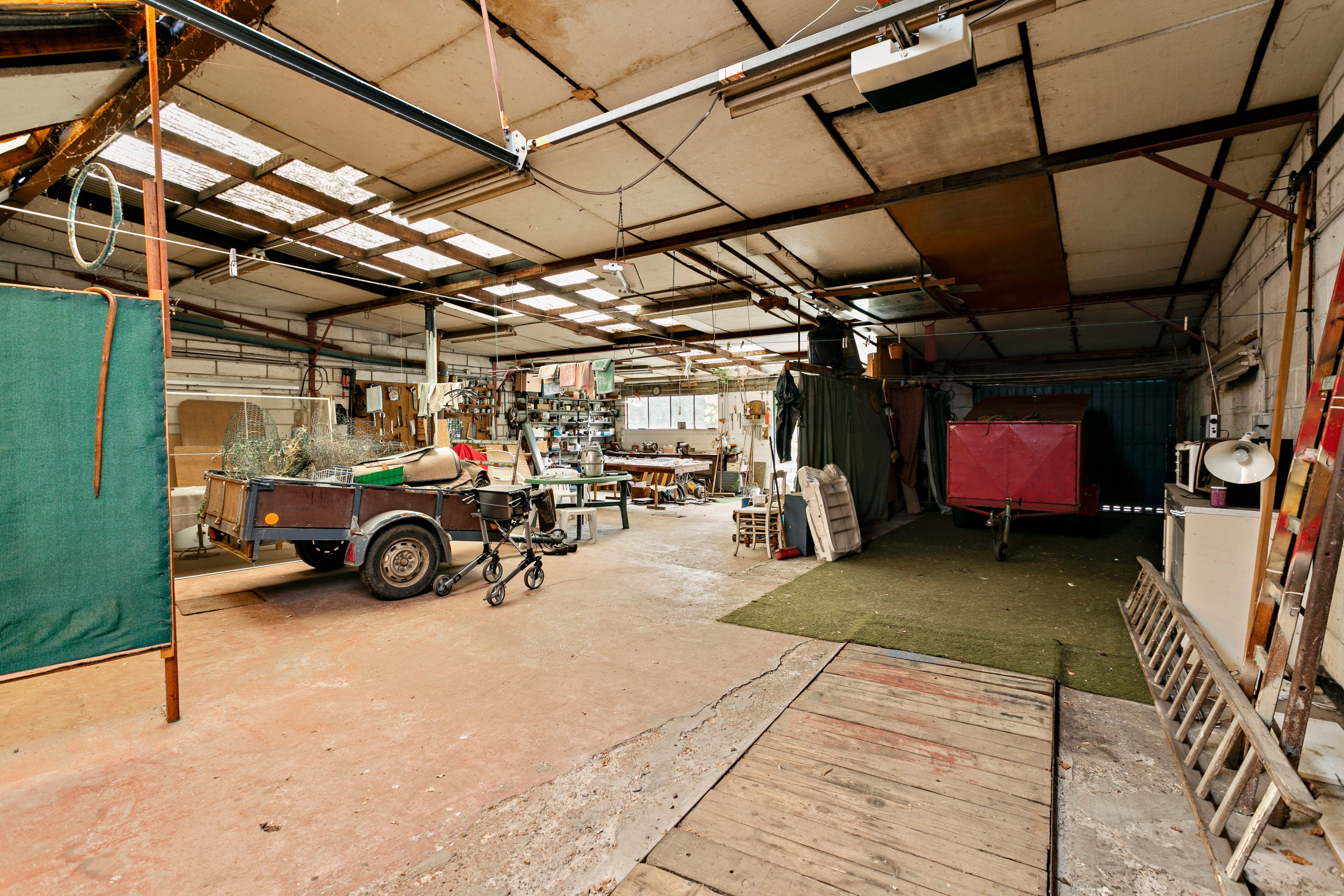 Goed gelegen gezinswoning met garage/werkhuis 120 m²  foto 12