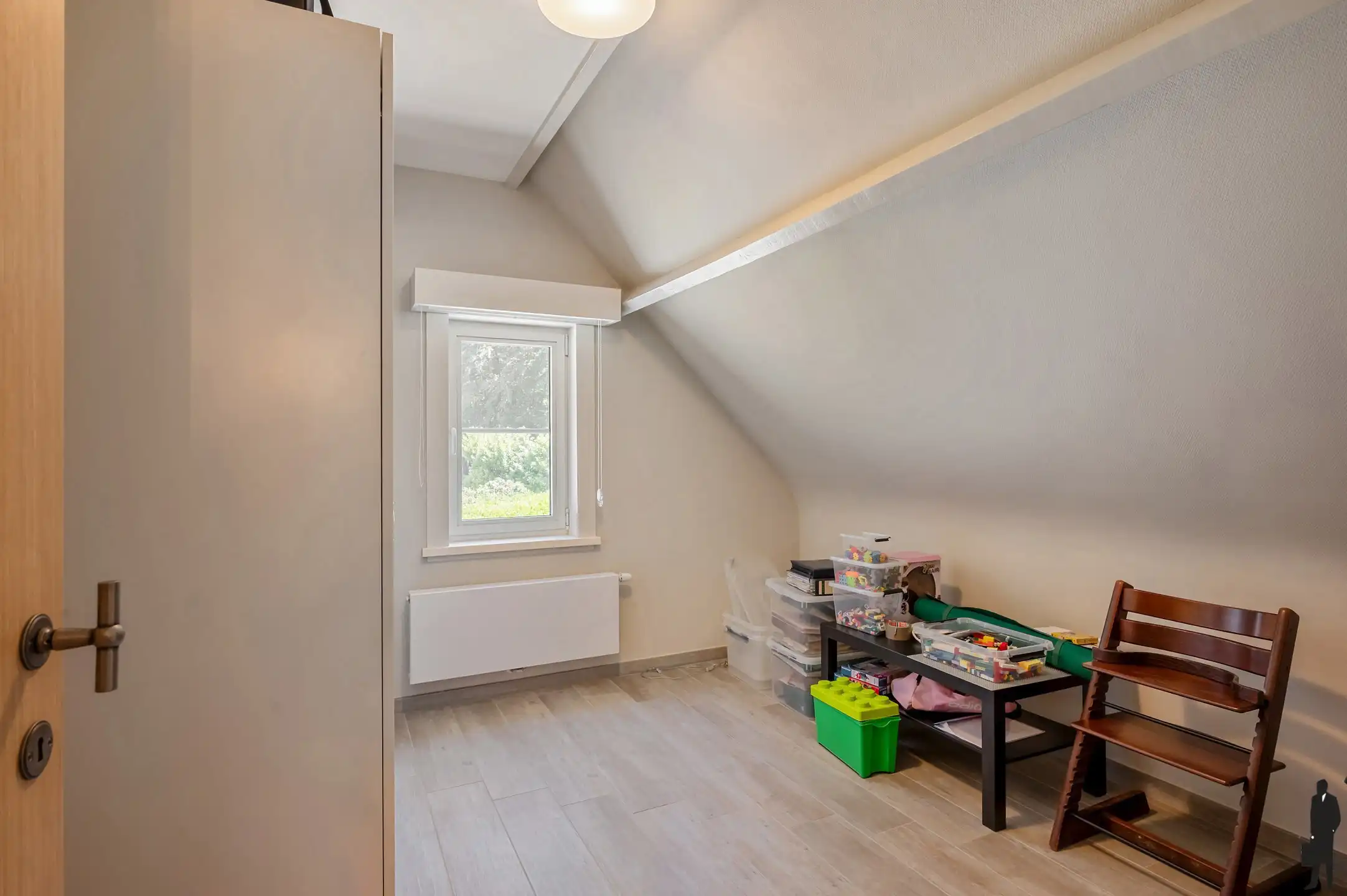 Instapklare tijdloze villa op rustige locatie te Schoten! foto 23