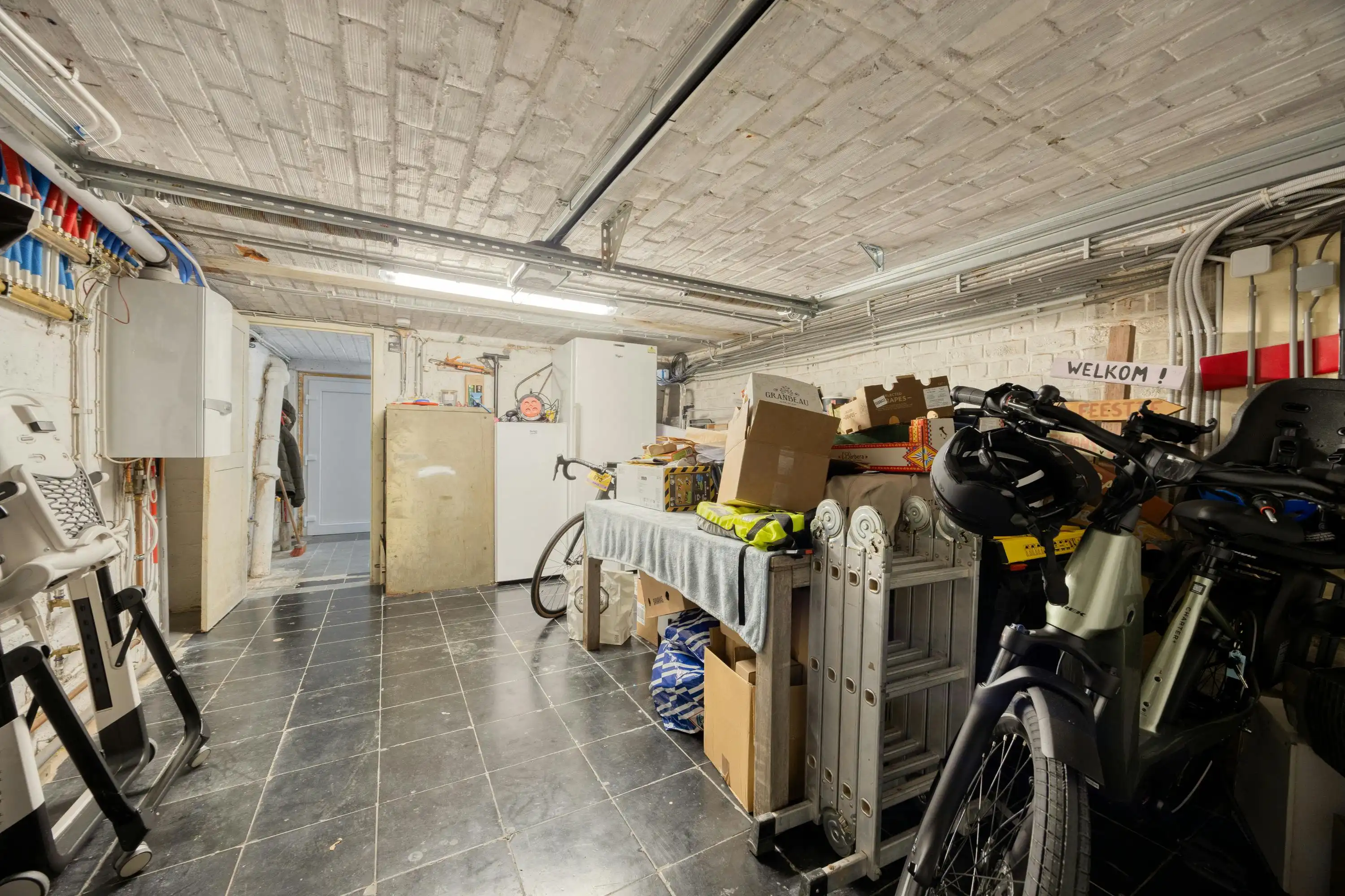 instapklaar halfopen huis te koop in halle foto 39
