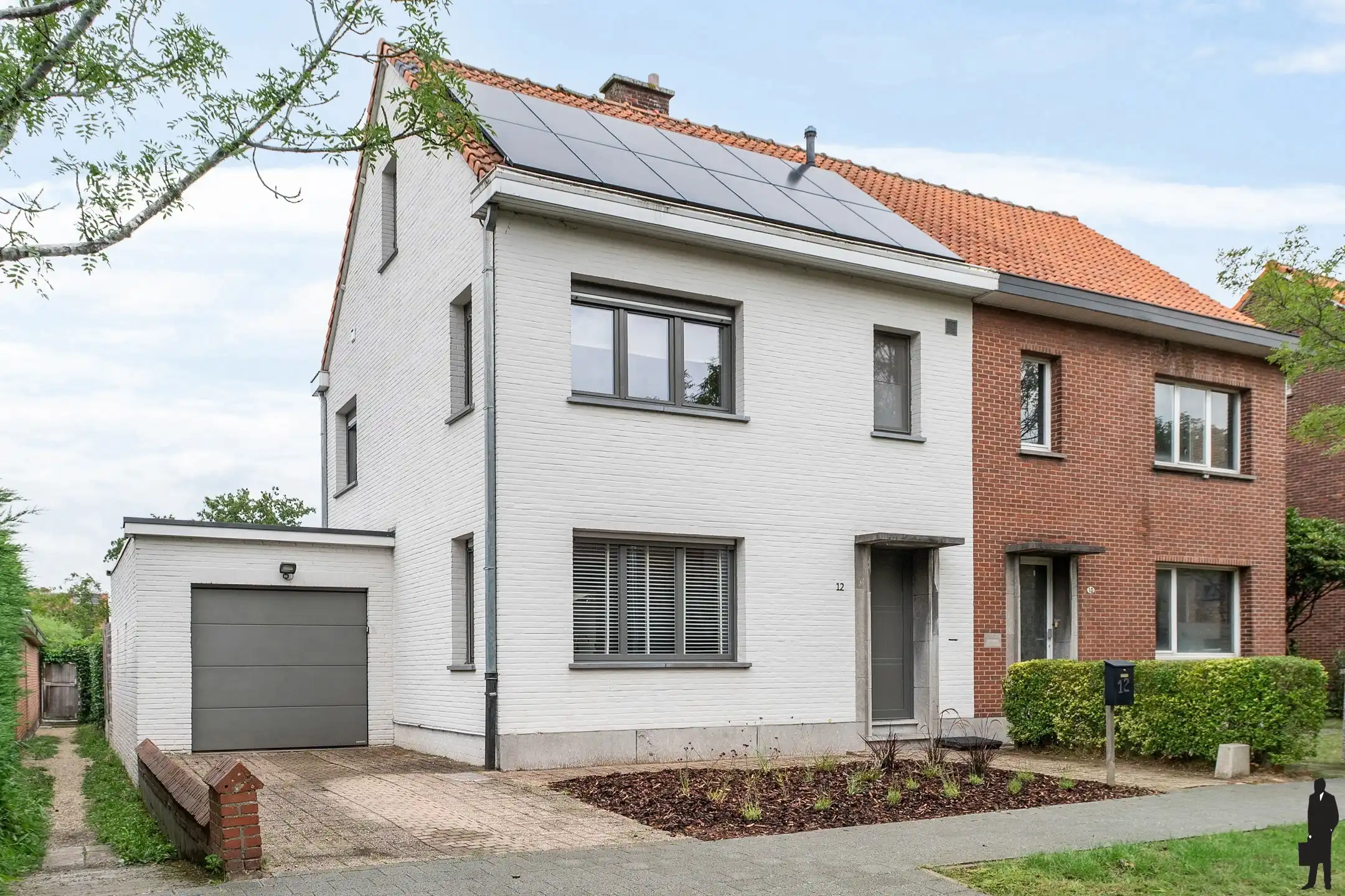 Instapklare HOB met 3 ruime slpks in kindvriendelijke buurt&nbsp; foto {{pictureIndex}}