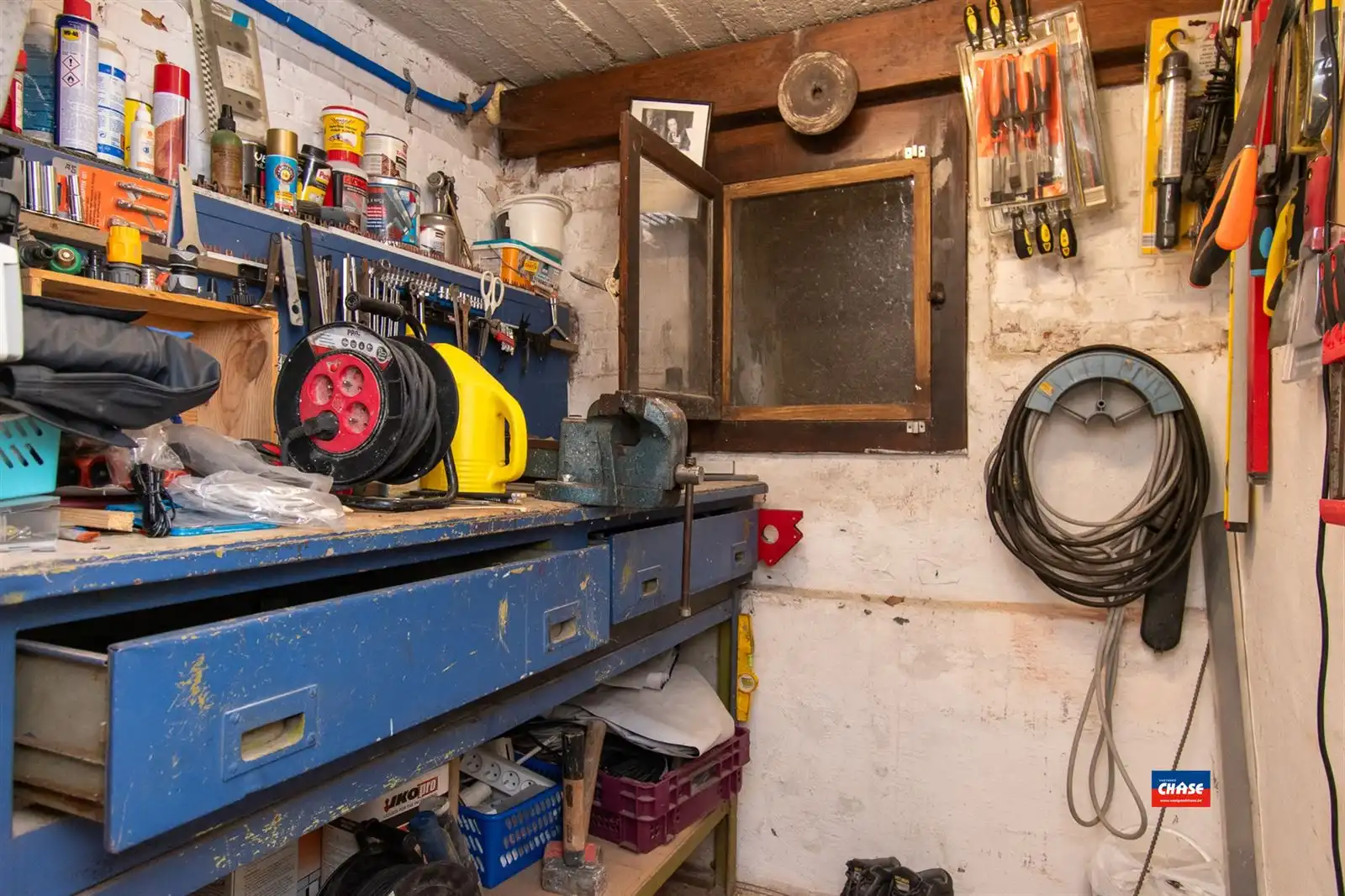 Ruime gezinswoning met vier slaapkamers en tuin foto 18