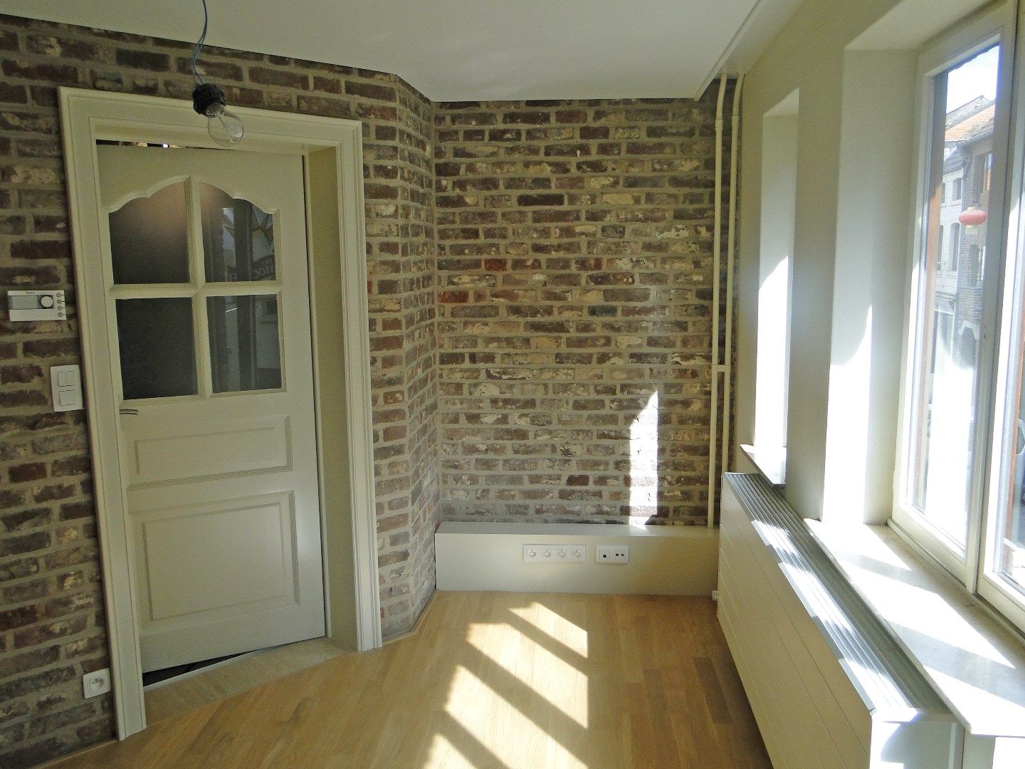 Gezellige studio met twee slaapkamers in hartje Maaseik foto 2