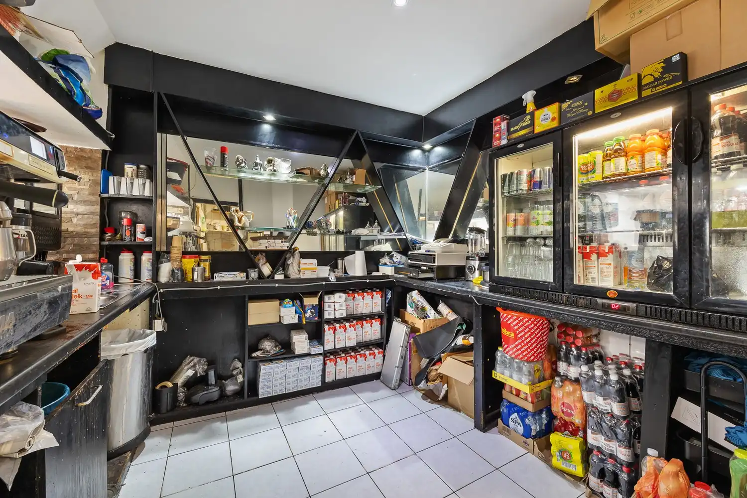 Handelspand (of appartement) met een rendement van 7.7% foto 11