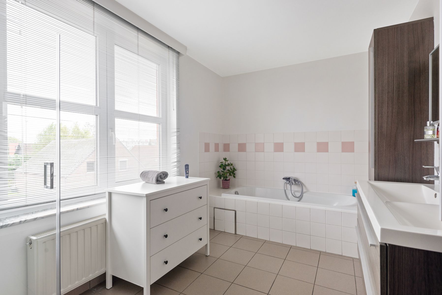 Ruime woning (260 m²) in fiscaal vriendelijk Aartselaar foto 16