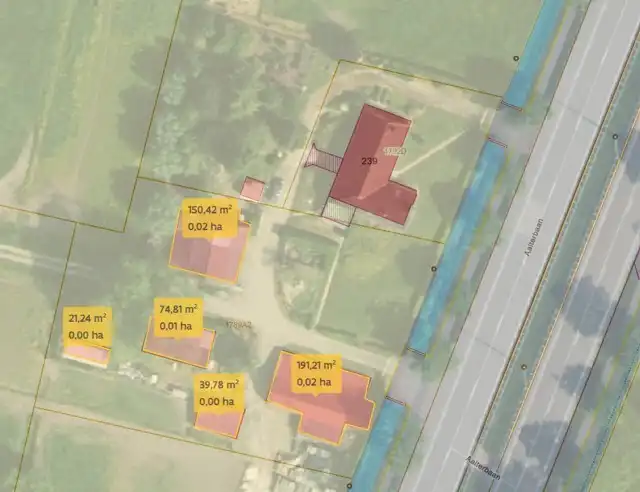 Blok landbouwgrond met bijhorende gebouwen op 15.582 m² foto 4