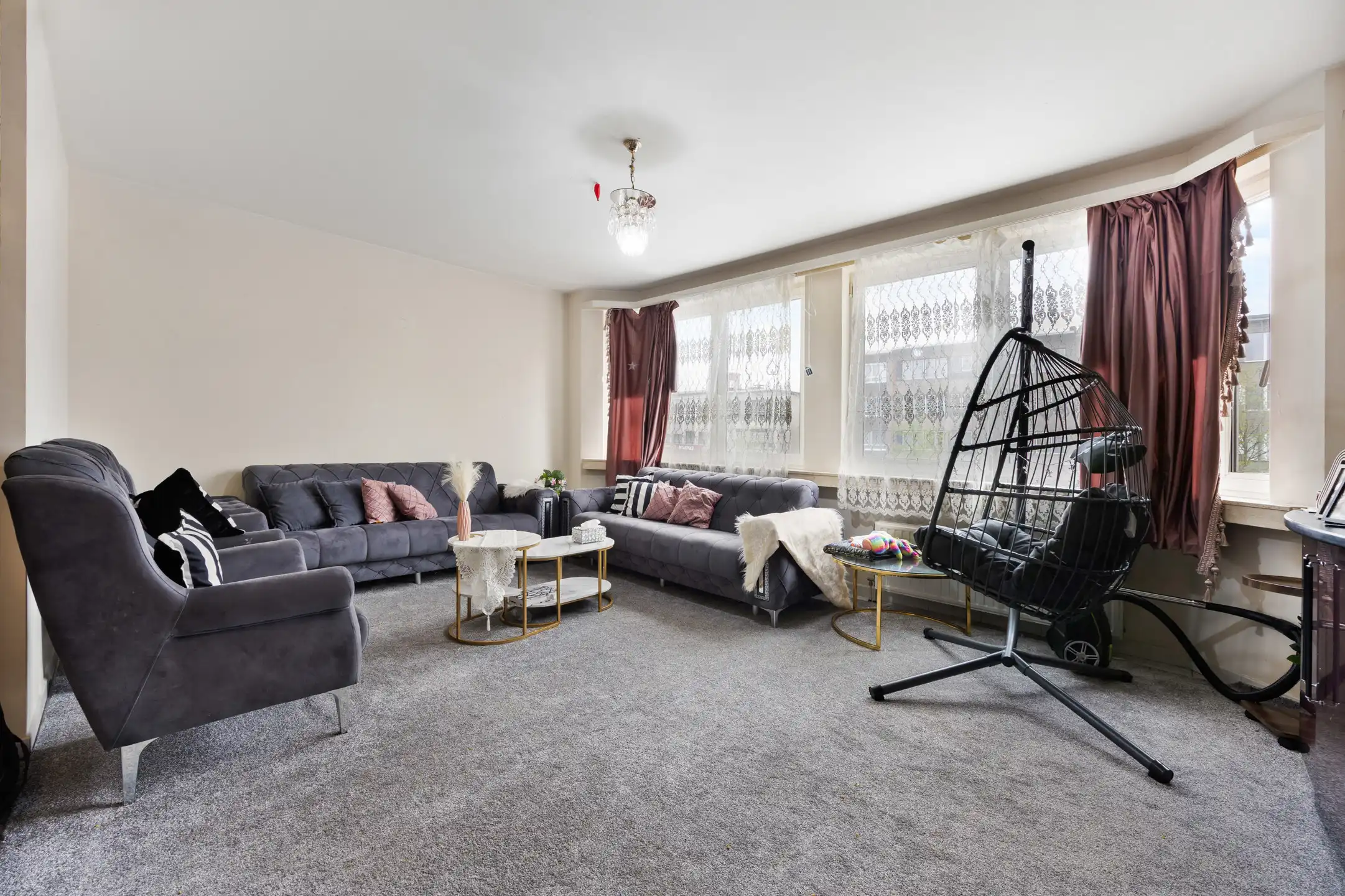 Opbrengsteigendom met 3 verhuurde appartementen nabij stad  foto 29