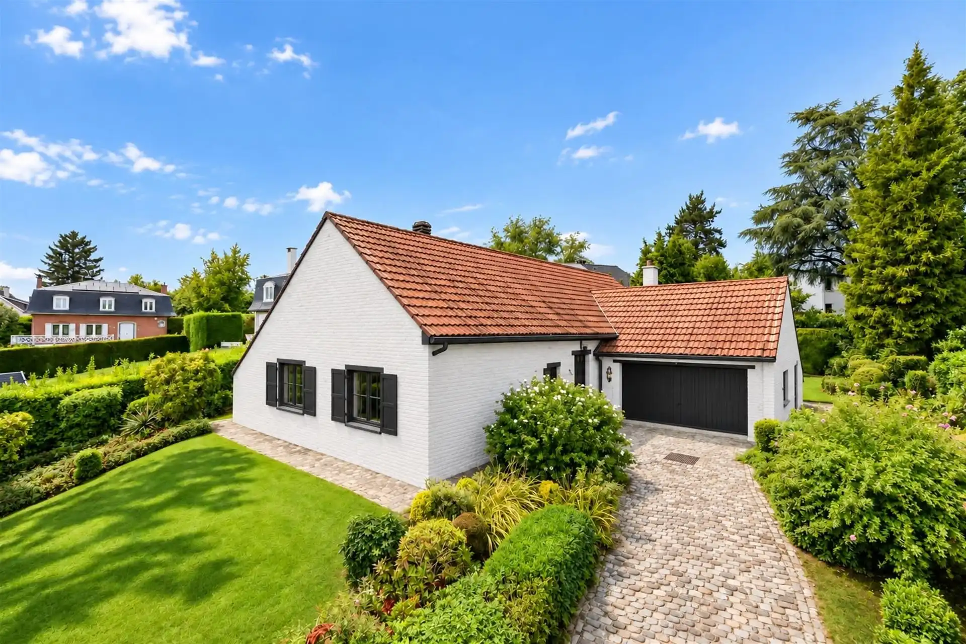 Te renoveren villa-fermette in de Marnix wijk foto 2