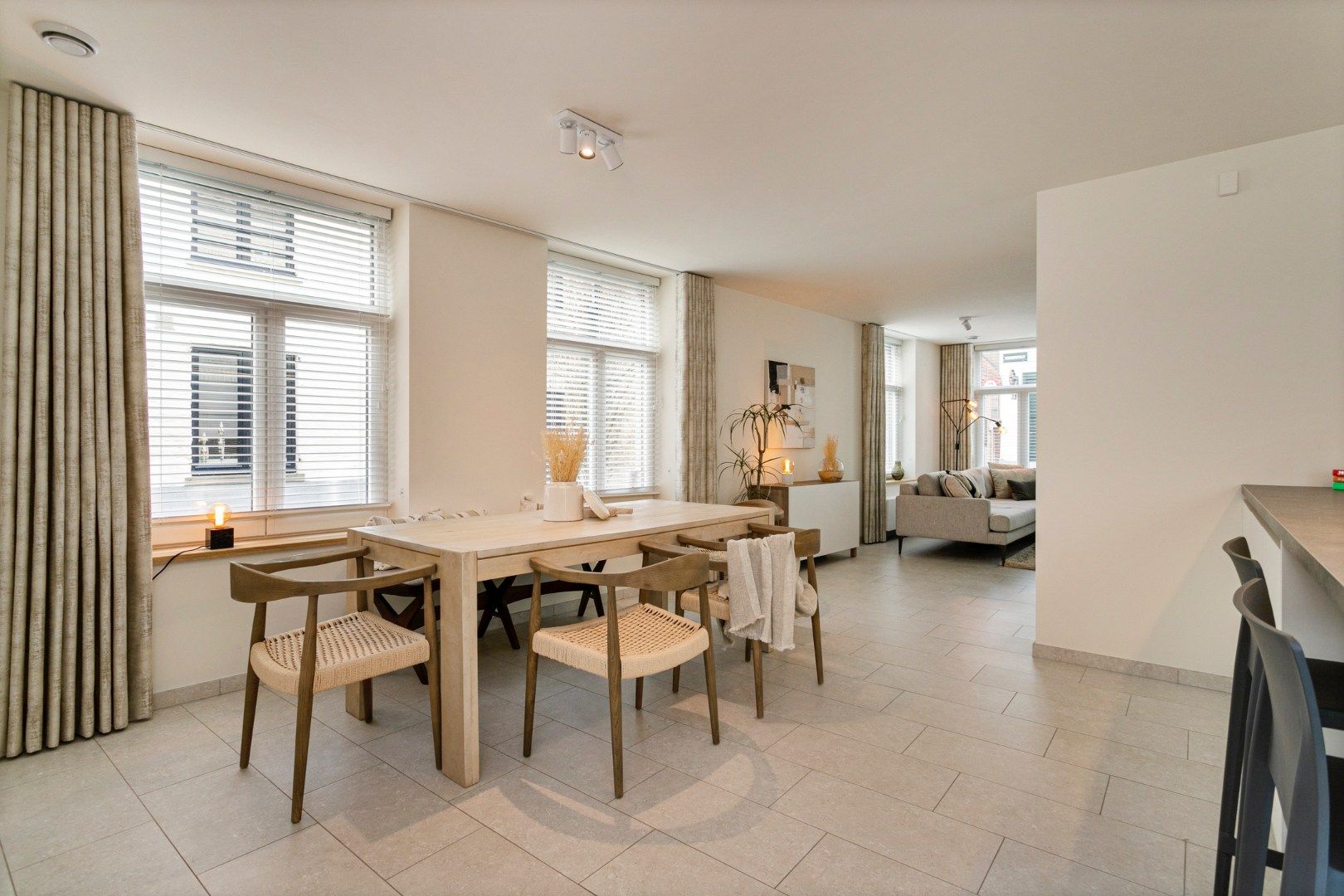 Unieke woning binnen de stadswallen van Brugge foto 8