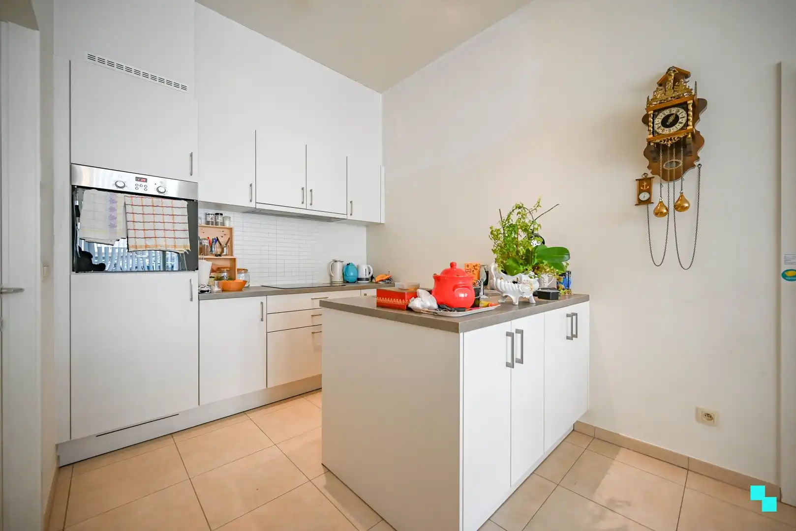 Instapklaar appartement te Harelbeke foto 9